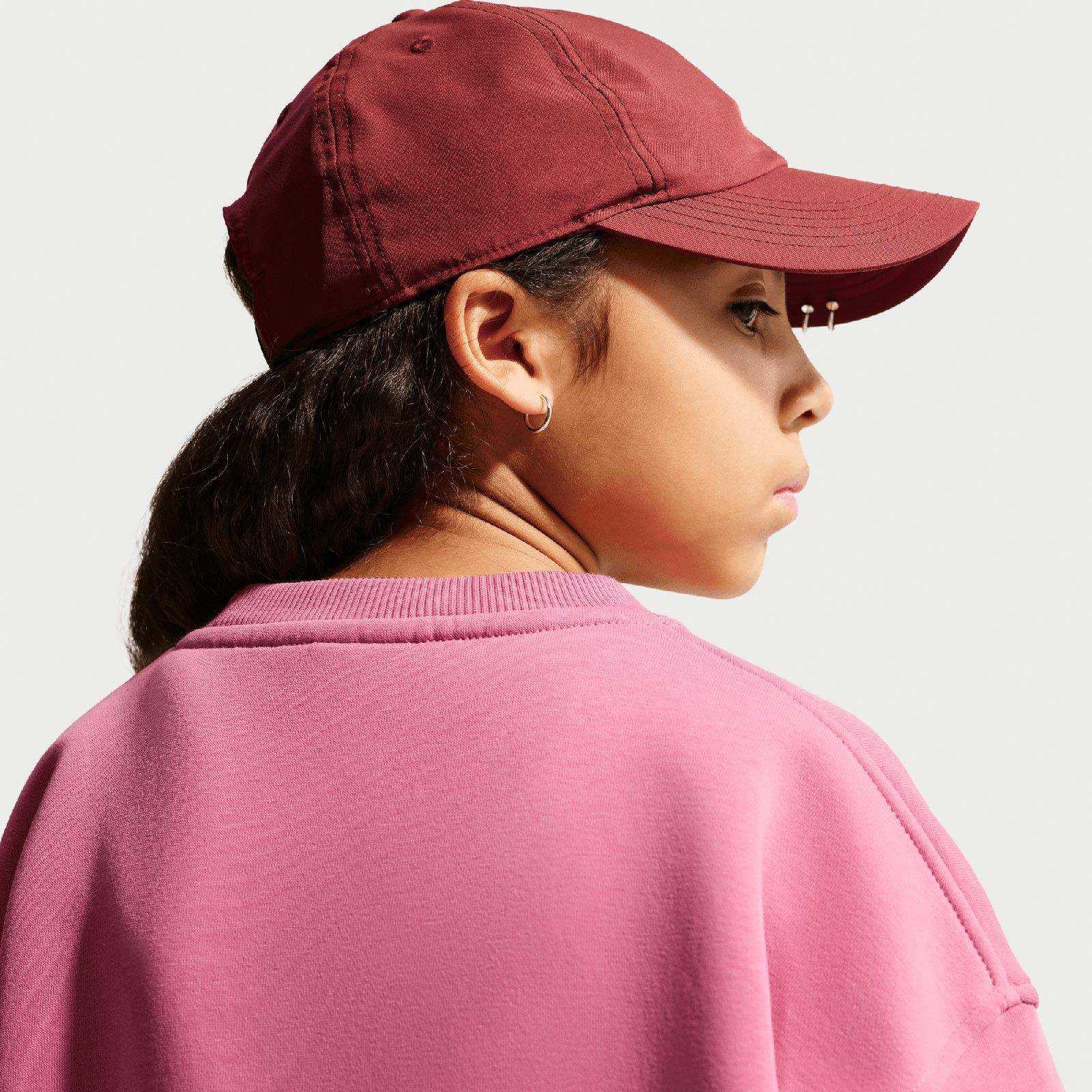 Nike Sportswear Club Fleece Kids Oversized Sweatshirt - Image 4