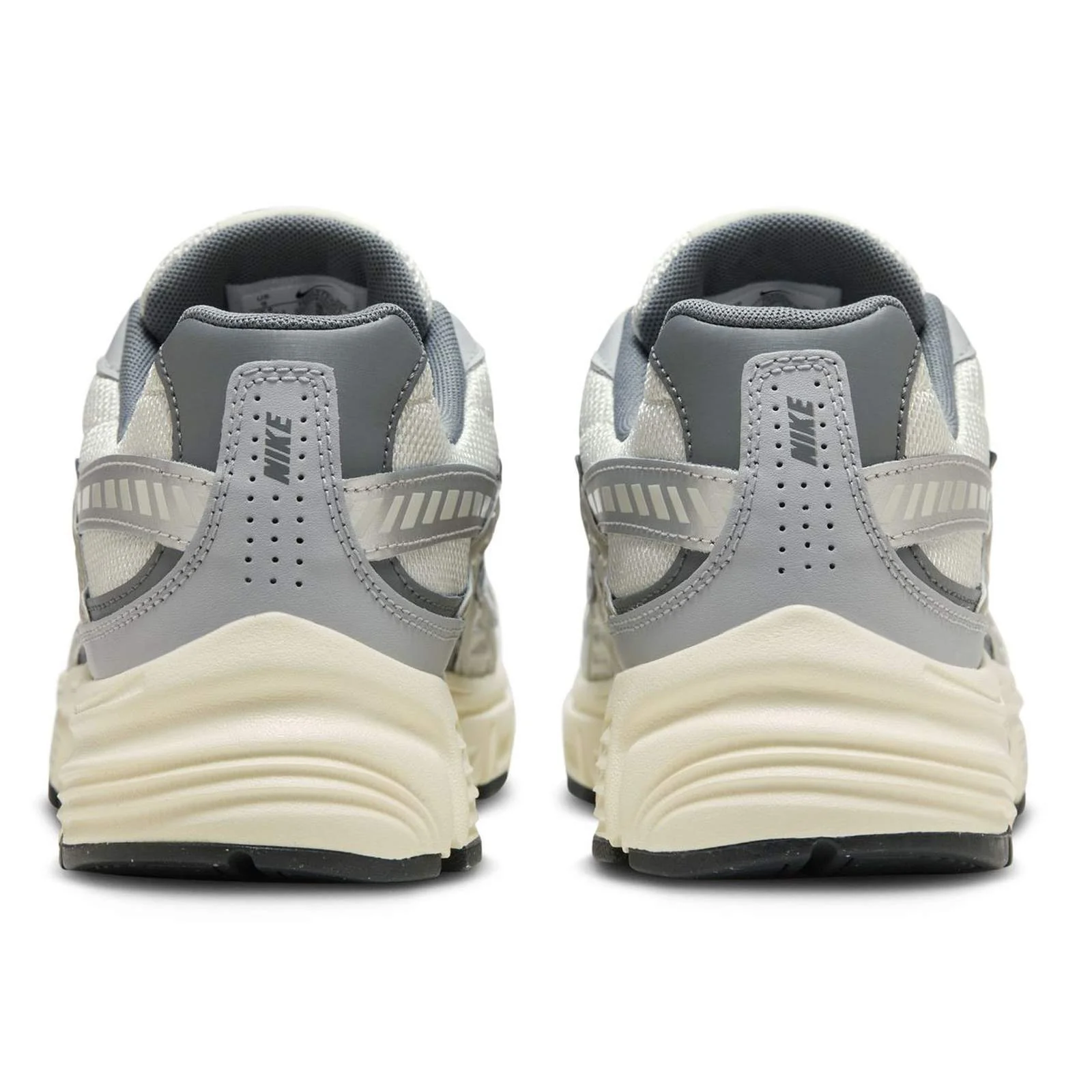 Nike Initiator Mens Running Shoe - Image 5