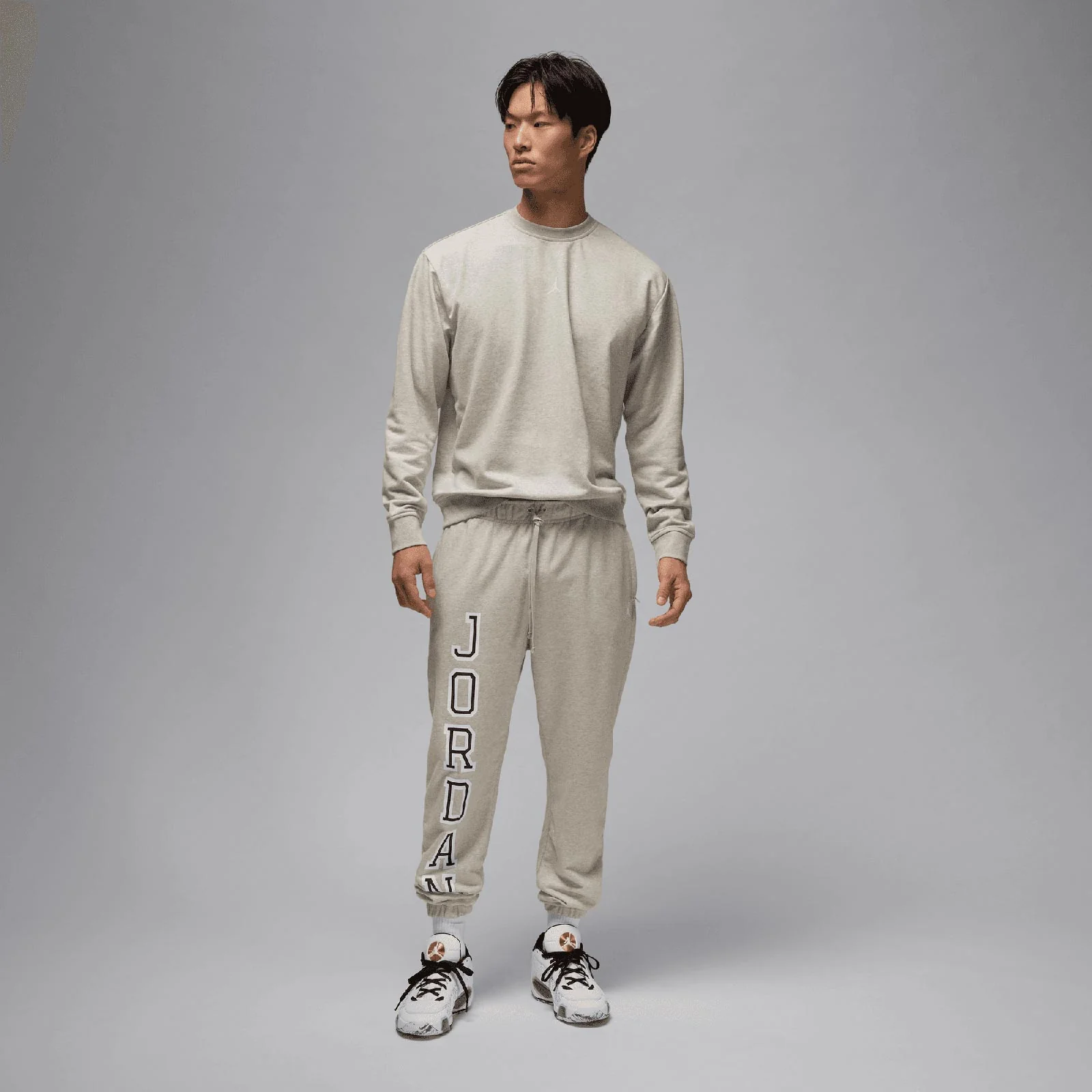 Jordan Sport Crossover Mens Dri-FIT Crew-Neck Sweatshirt - Image 4