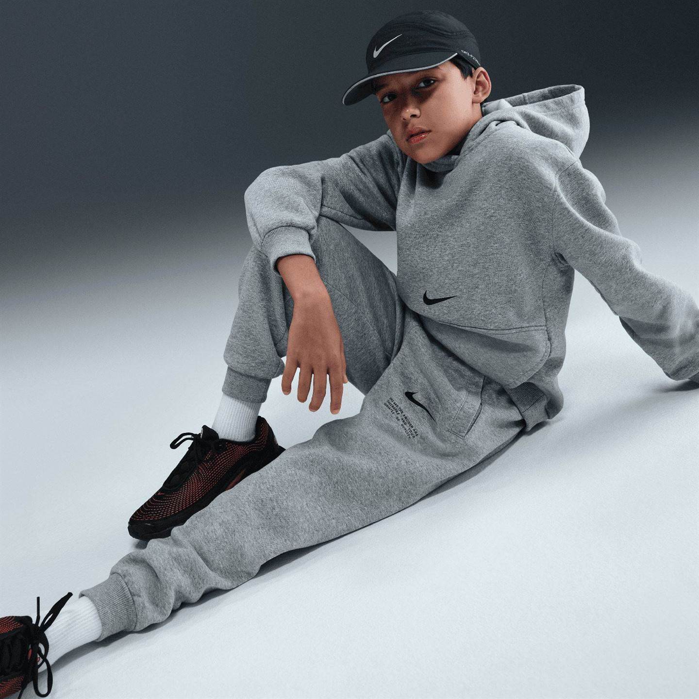 Nike Sportswear Club Fleece Kids Joggers - Image 6