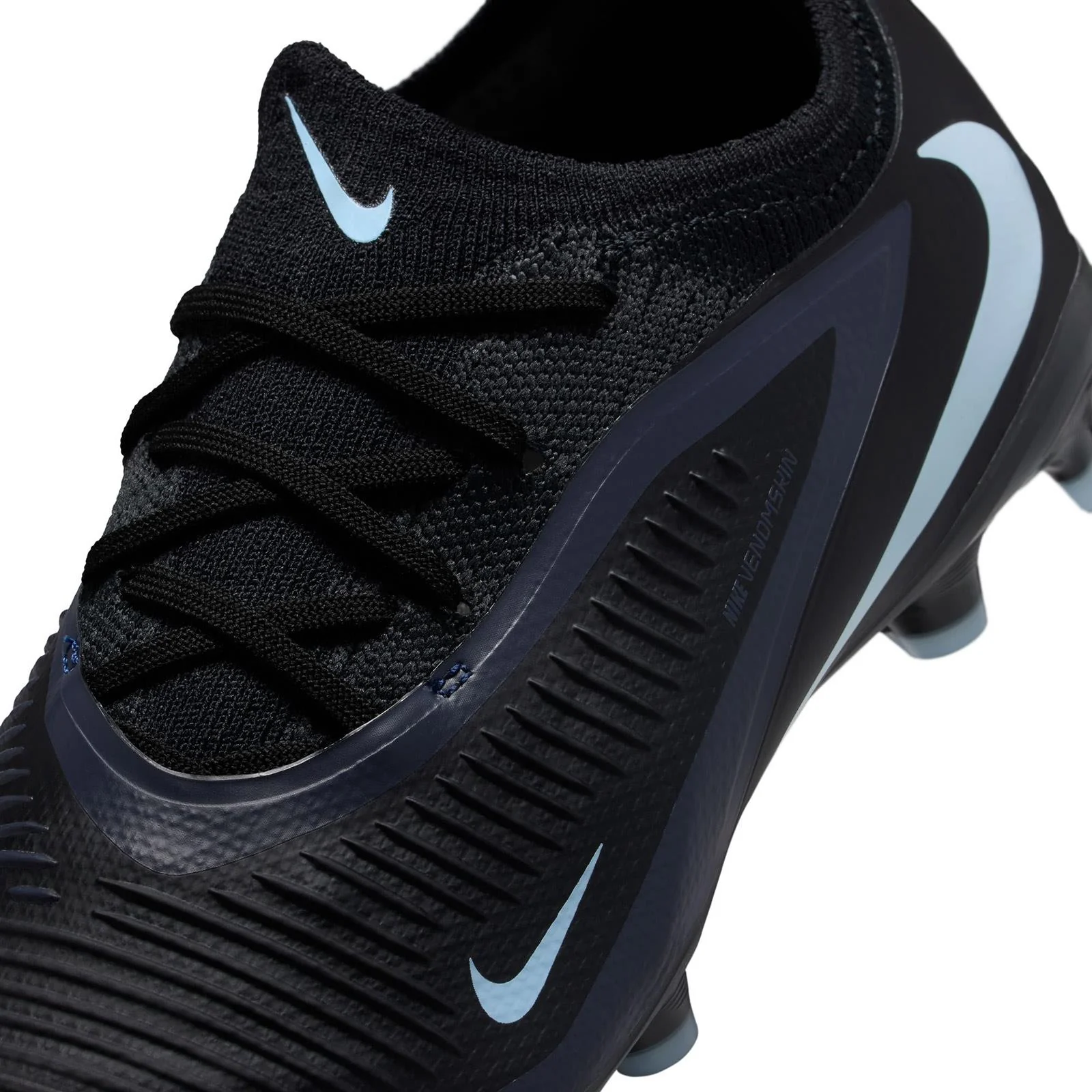 Nike Jr. Phantom 6 Low Pro Multi-Ground Football Boots - Image 5