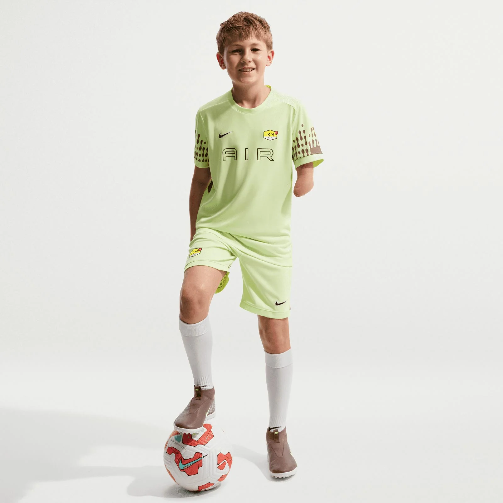 Nike Kylian Mbappé Academy Kids Dri-FIT Short-Sleeve Soccer Top - Image 8