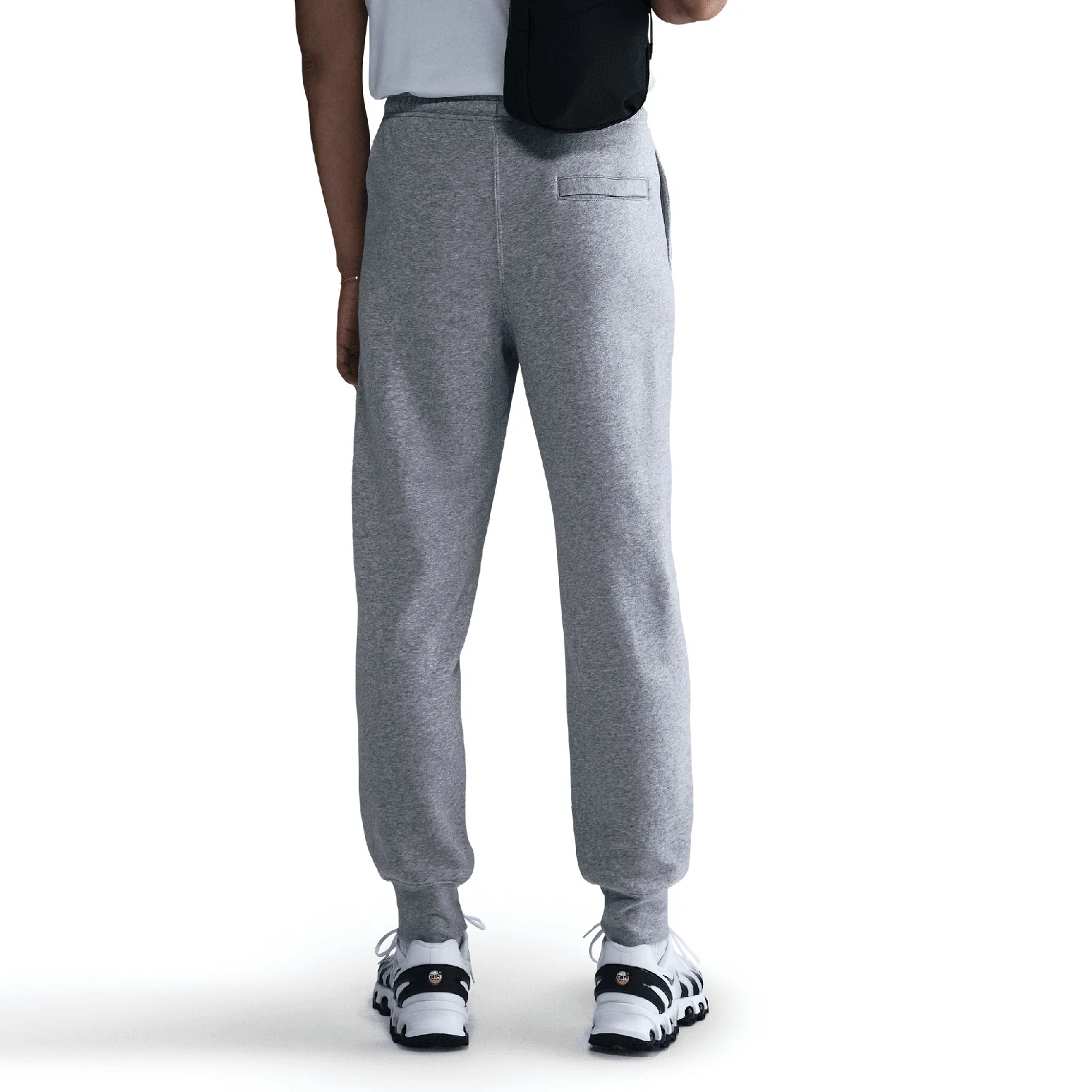 Nike Club Mens Joggers - Image 2