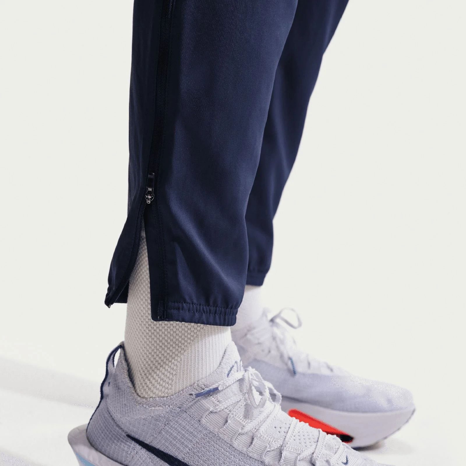 Nike Challenger Mens Dri-FIT Woven Running Pants - Image 6