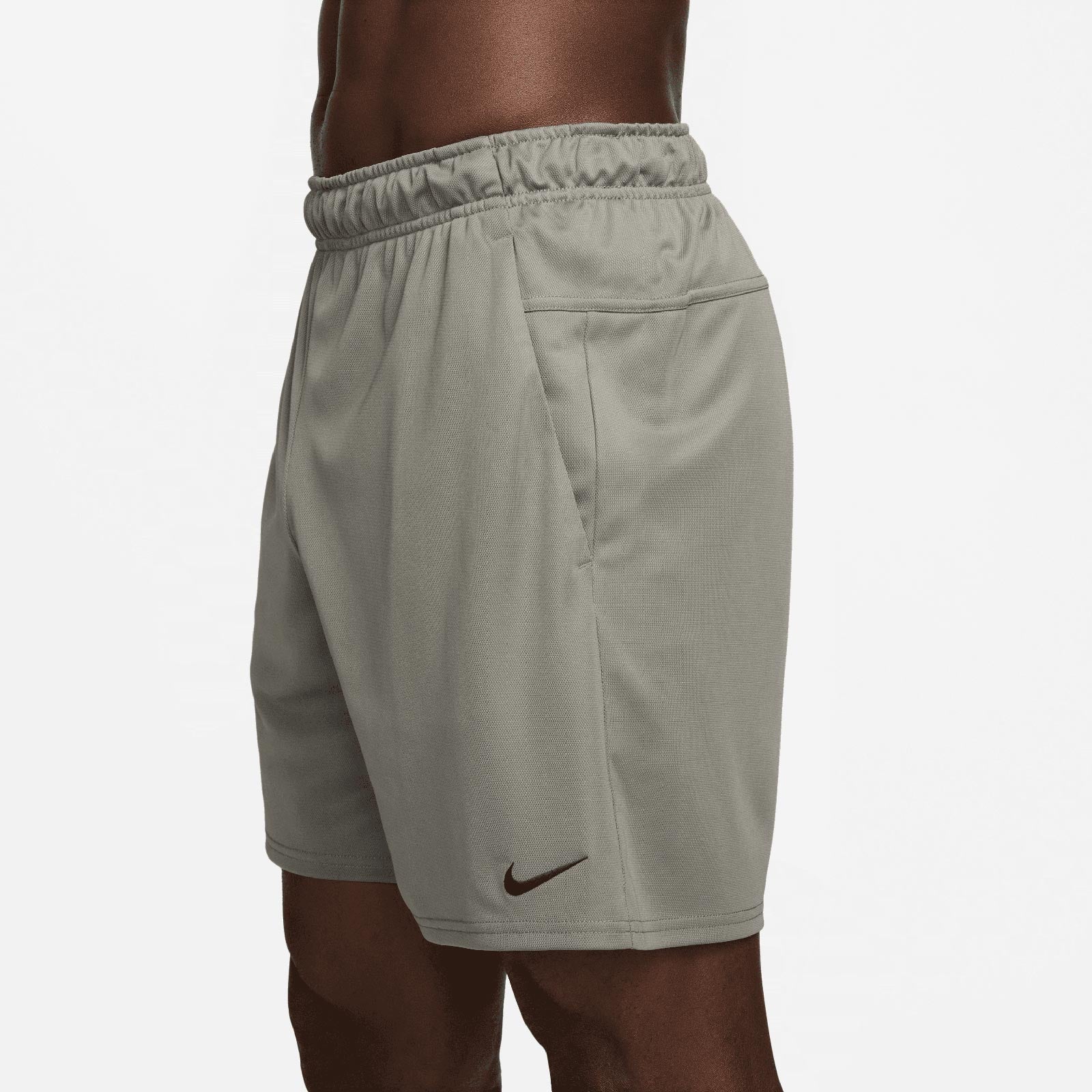 Nike Dr-FIT Totality Mens 7" Training Shorts - Image 4