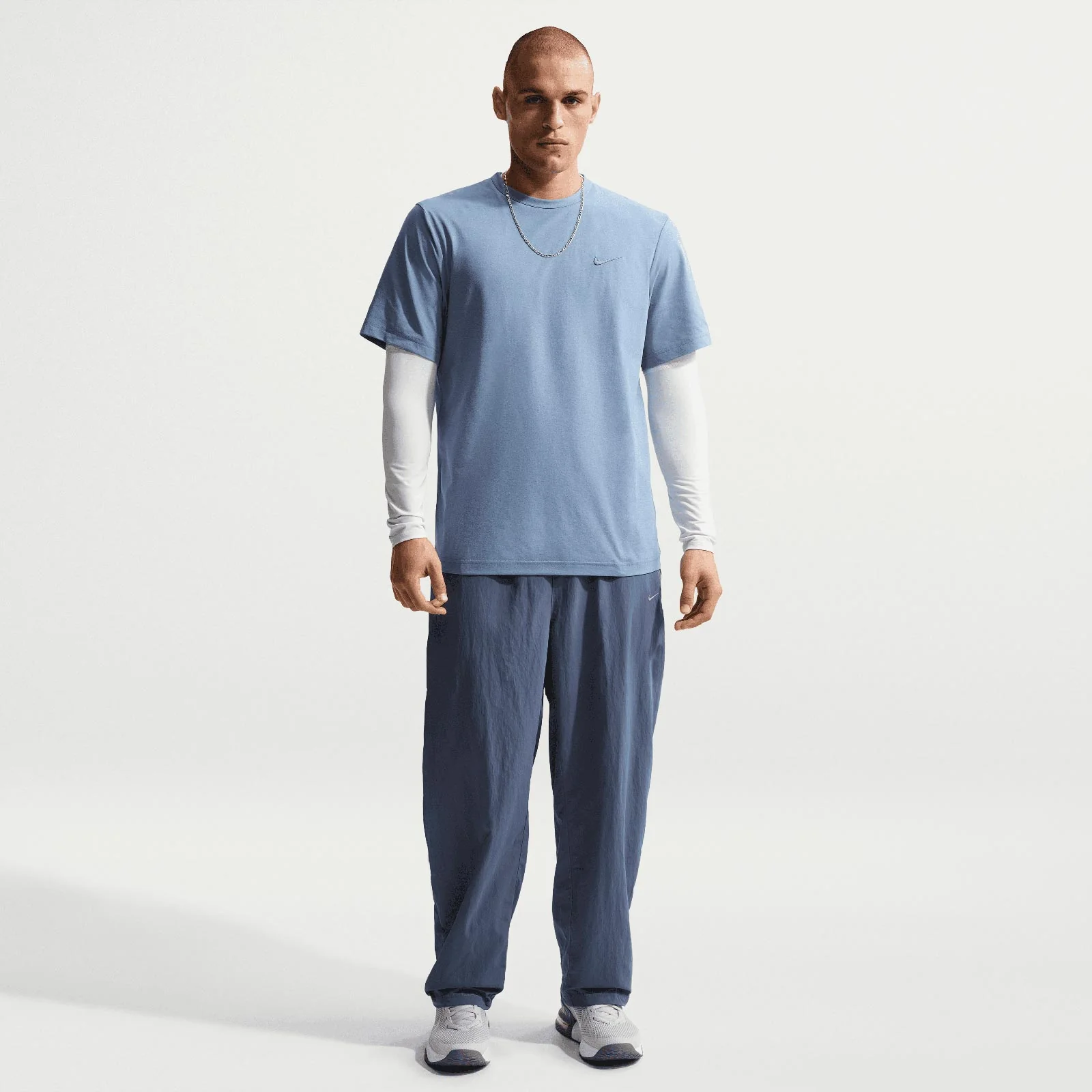 Nike Hyverse Mens Dri-FIT UV Training T-Shirt - Image 6