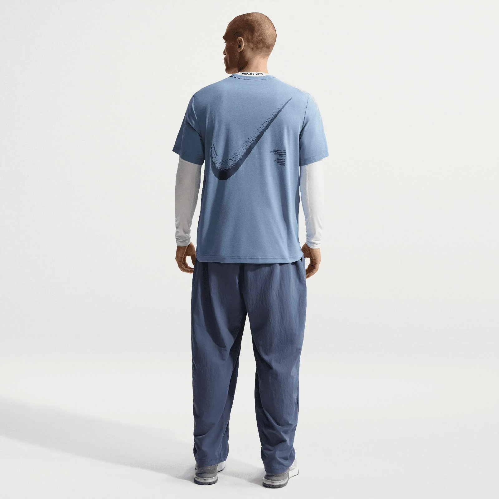 Nike Hyverse Mens Dri-FIT UV Training T-Shirt - Image 7