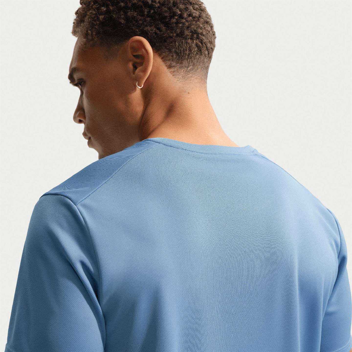 Nike Miler Mens Dri-FIT UV Short-Sleeve Running Top - Image 4