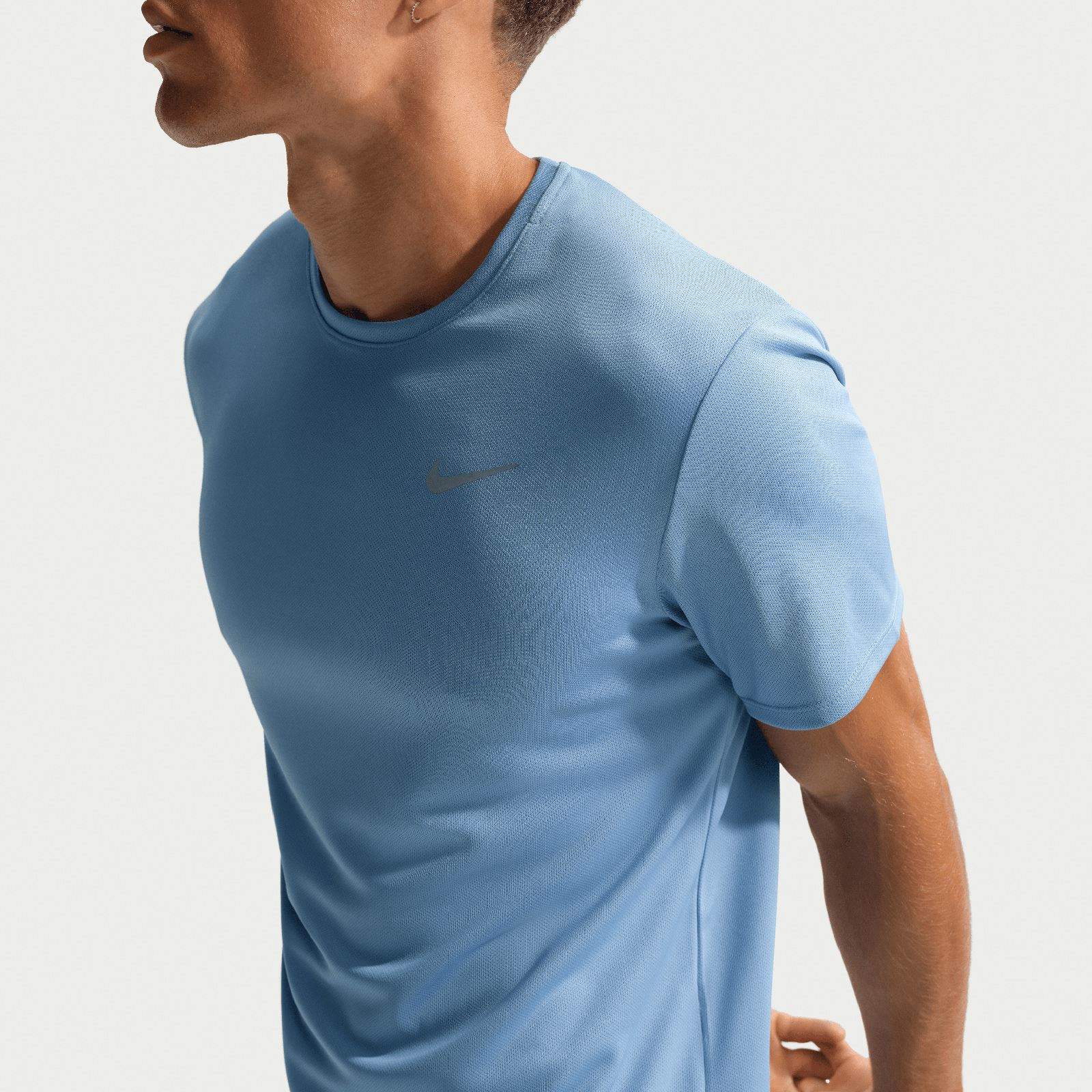 Nike Miler Mens Dri-FIT UV Short-Sleeve Running Top - Image 5