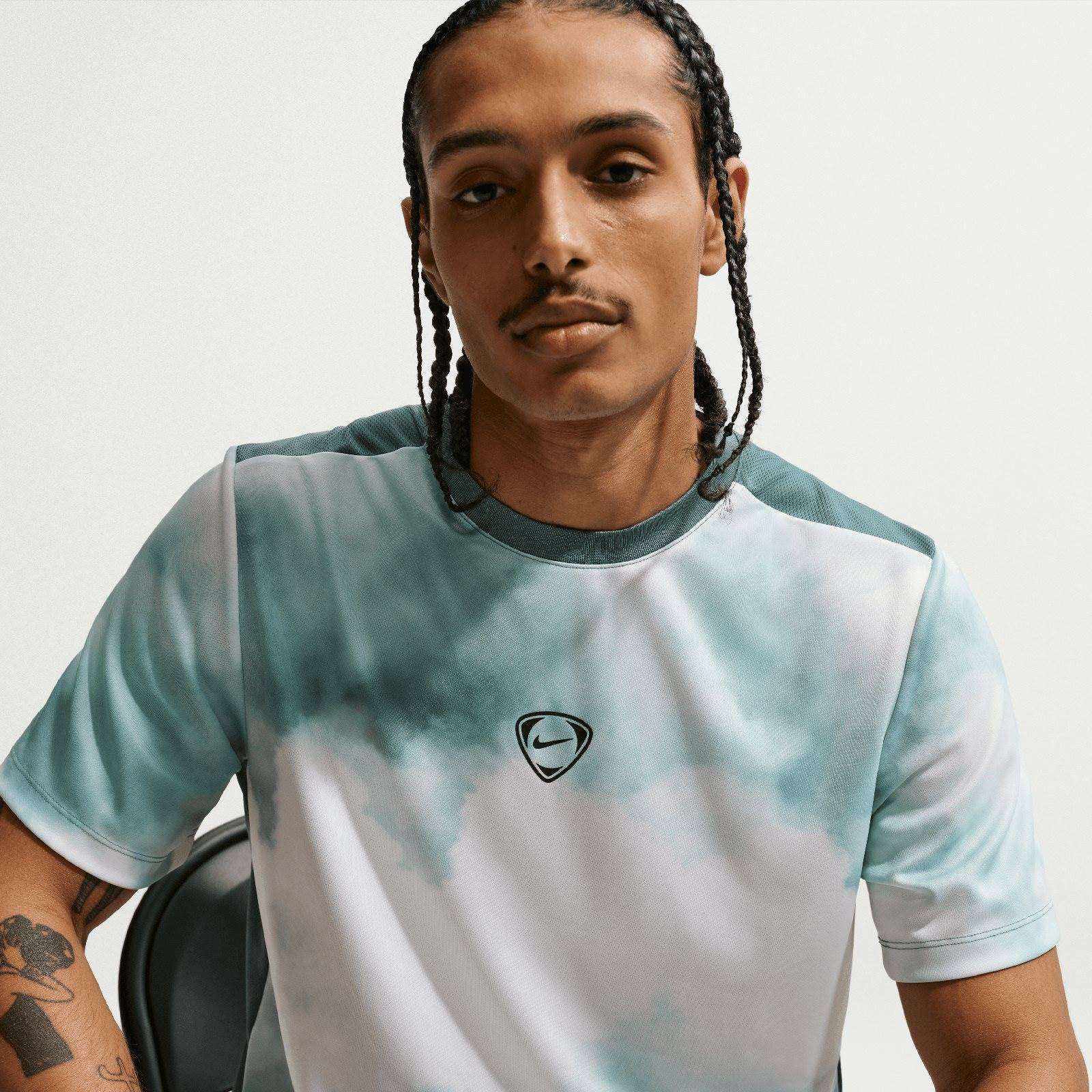 Nike Academy+ Mens Dri-FIT Short-Sleeve Soccer Top - Image 3