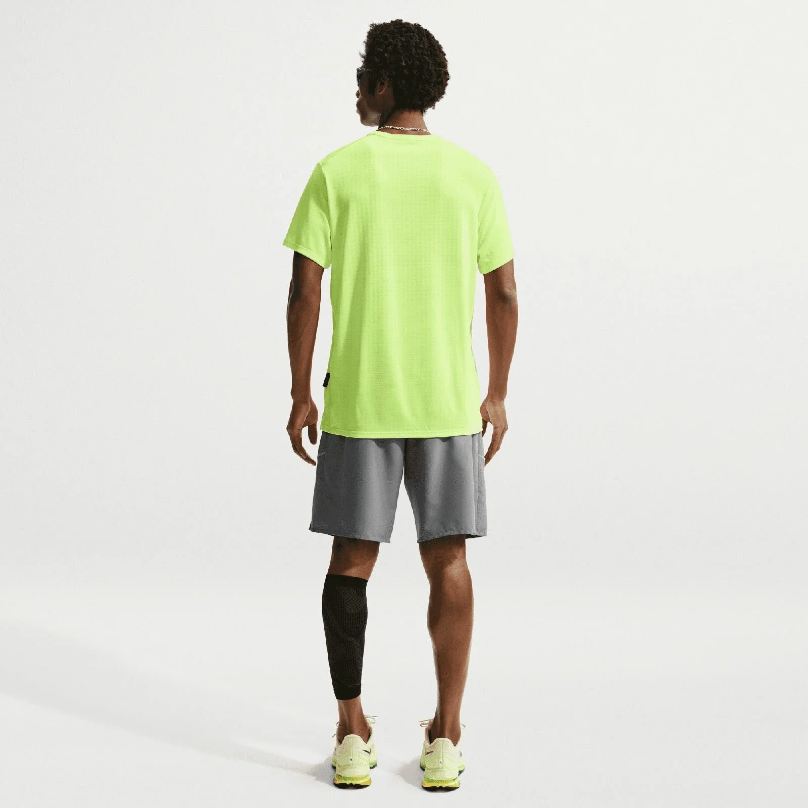 Nike Miler Breathe Mens Dri-FIT Short-Sleeve Running Top - Image 8