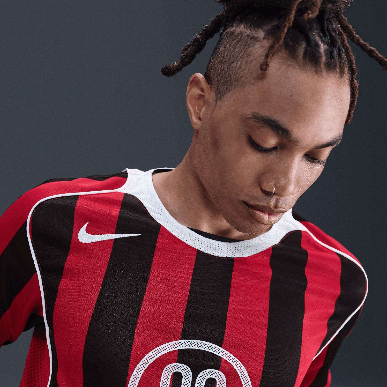 Nike Total 90 Mens Dri-FIT Long-Sleeve Soccer Top - Image 5