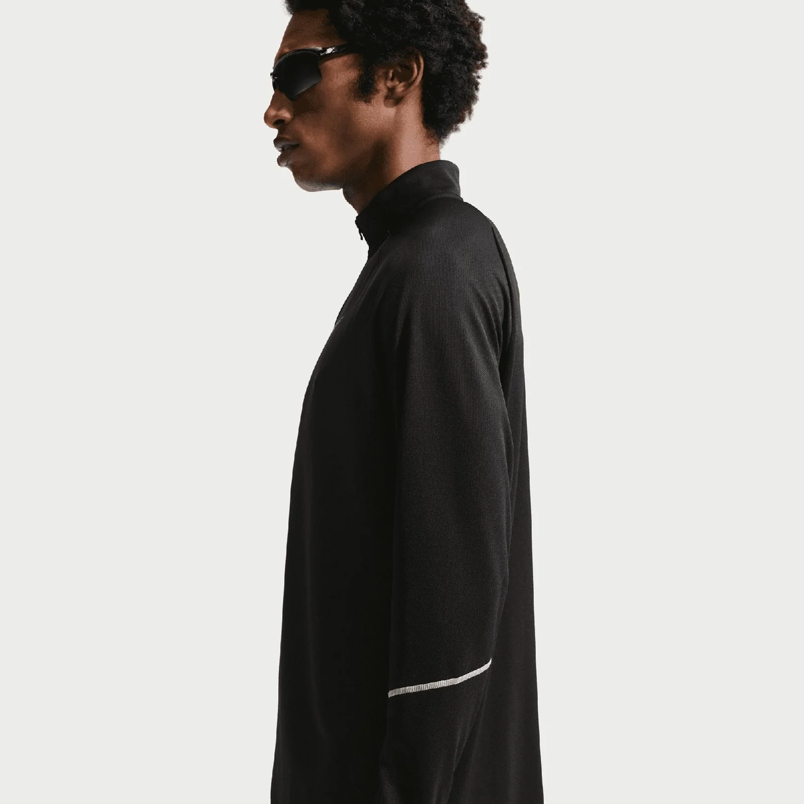 Nike Miler Mens Dri-FIT UV Long-Sleeve Running Top - Image 4