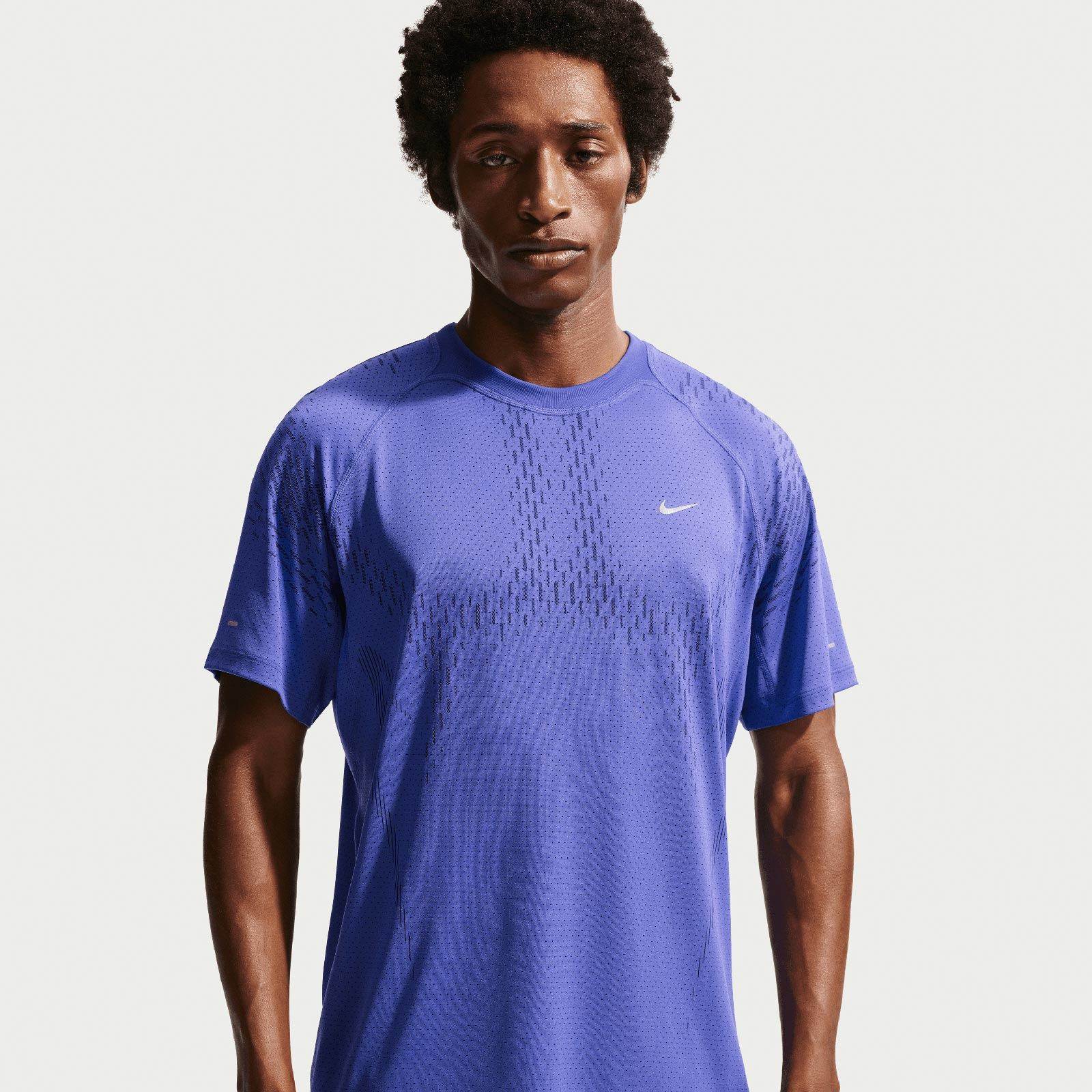 Nike Stride Mens Dri-FIT ADV Short-Sleeve Running Top - Image 3