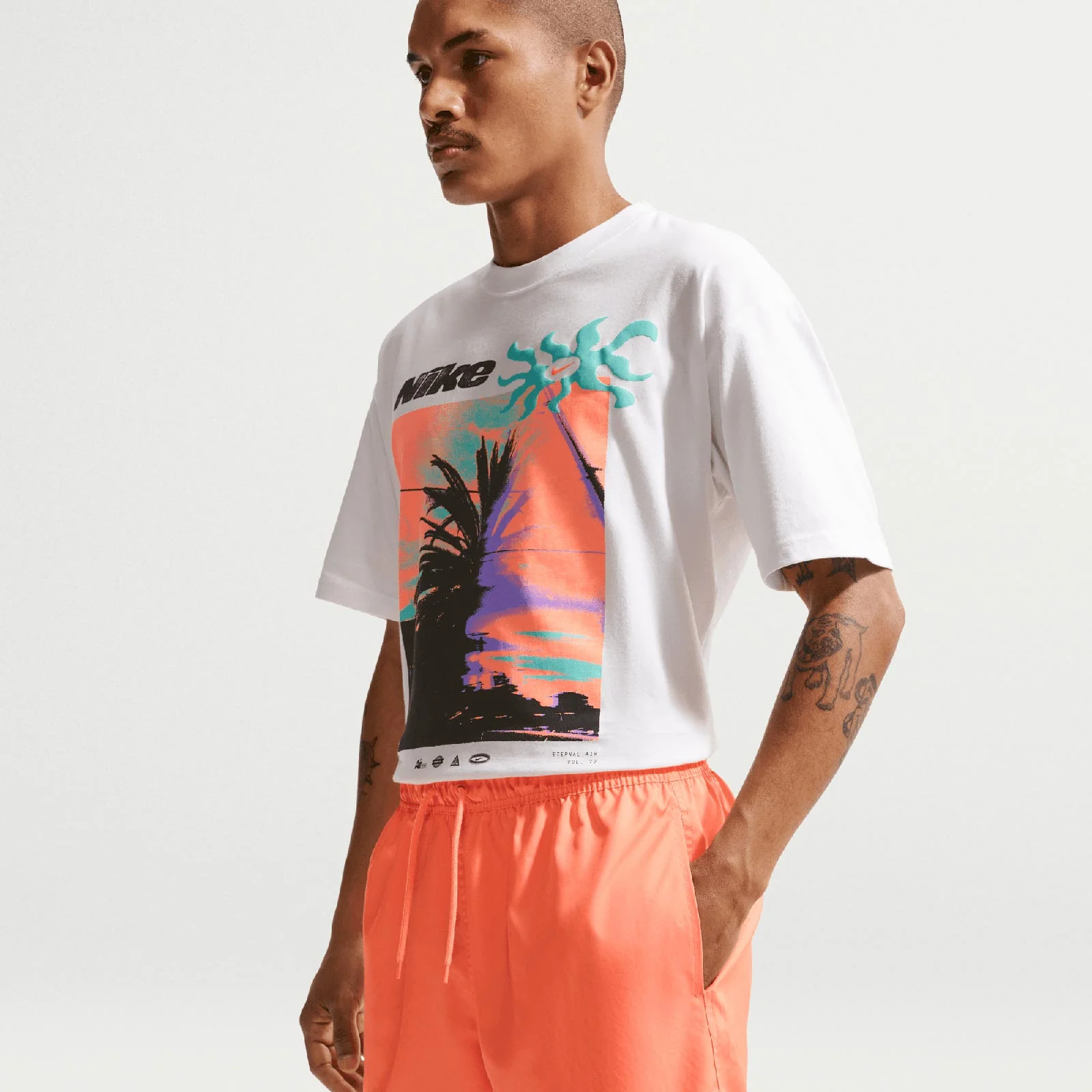 Nike Club Mens Woven Flow Shorts - Image 3