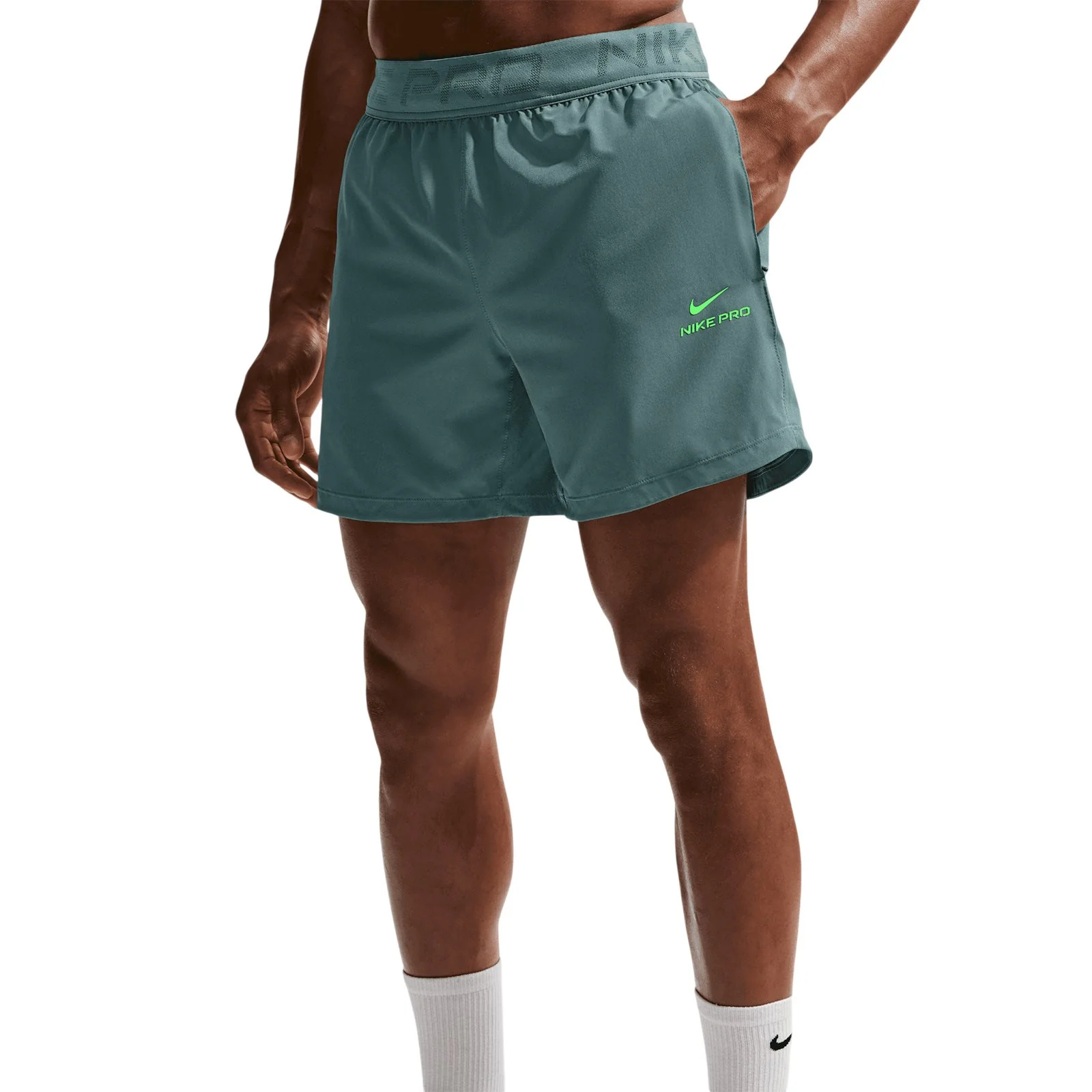 Nike Pro Training Mens Dri-FIT 6" Shorts