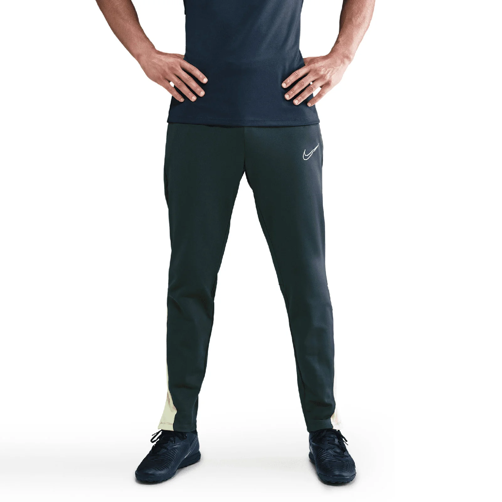 Nike Academy Winter Warrior Mens Therma-FIT Soccer Pants