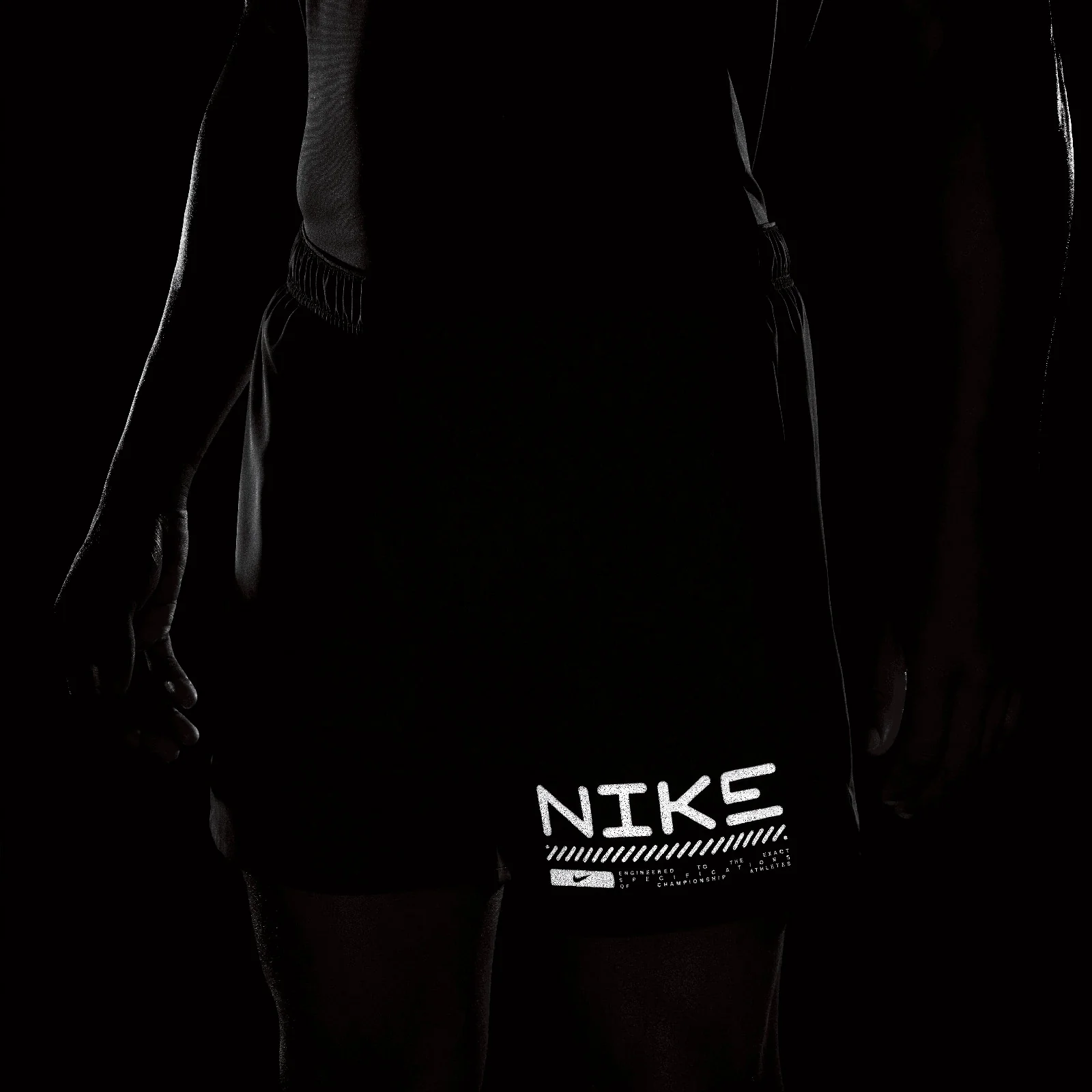 Nike Challenger Mens Winterized 5" 2-in-1 Running Shorts - Image 5