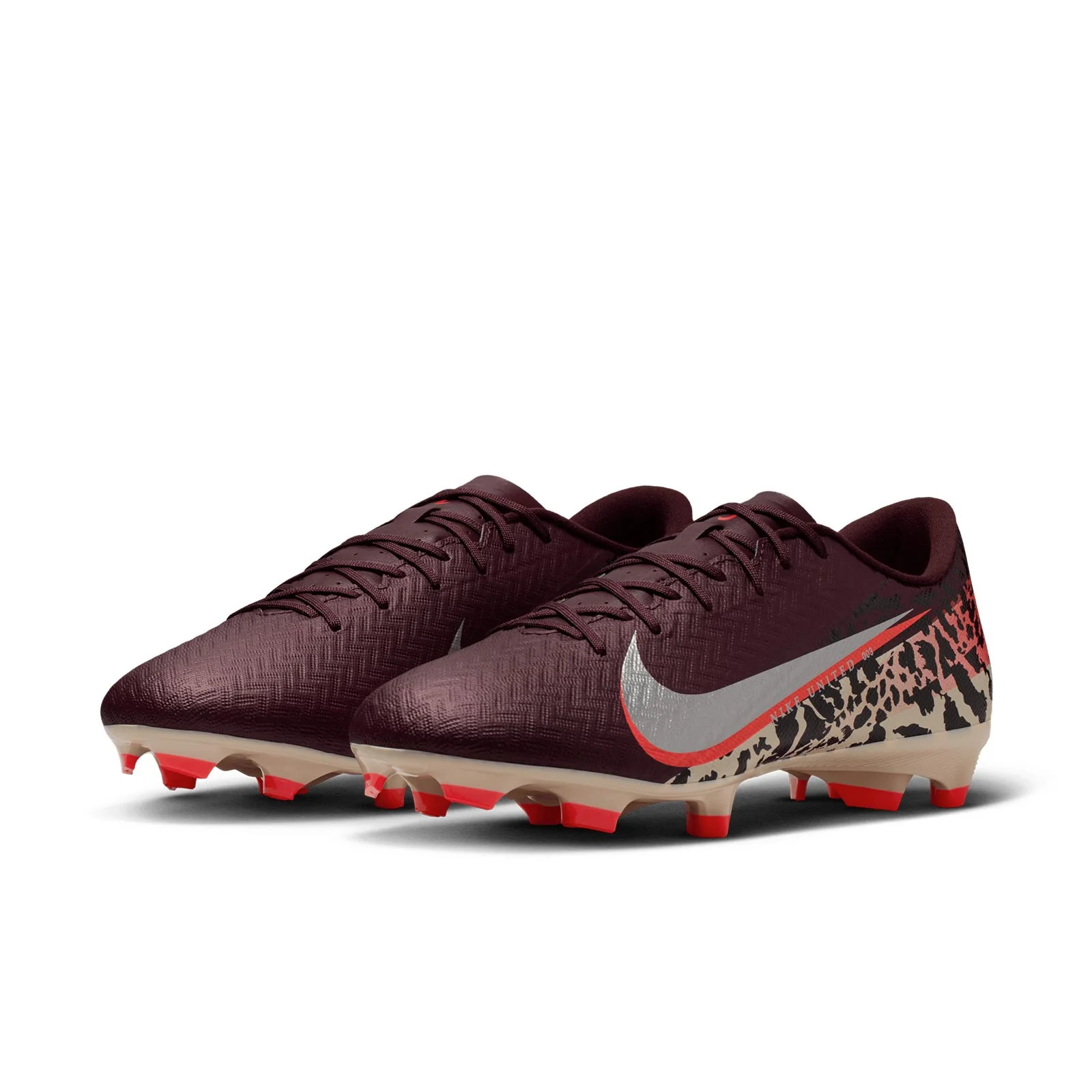 Nike United Mercurial Vapor 16 Academy Multi-Ground Low-Top Football Boots - Image 8