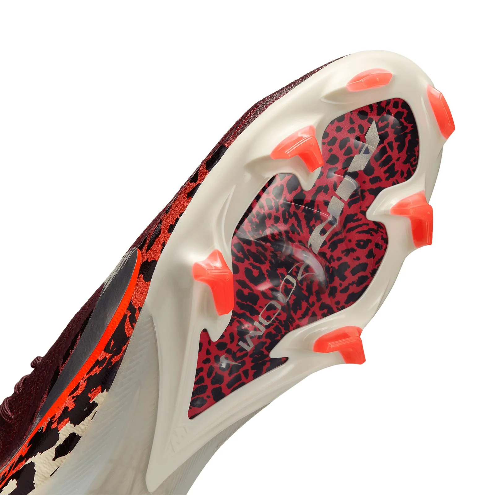 Nike United Mercurial Vapor 16 Elite Firm-Ground Low-Top Football Boots - Image 4