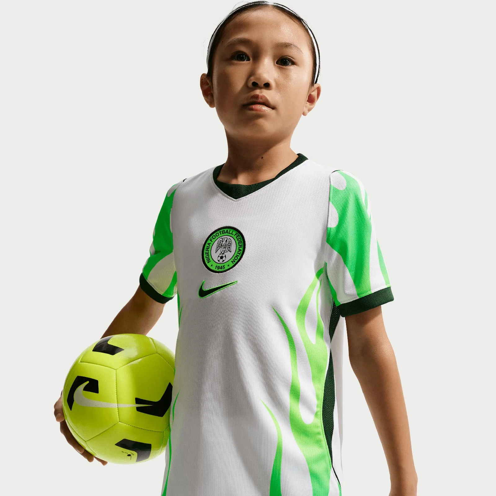 Nike Kids Nigeria World Cup 2026 Stadium Away Dri-FIT Soccer Replica Jersey - Image 4