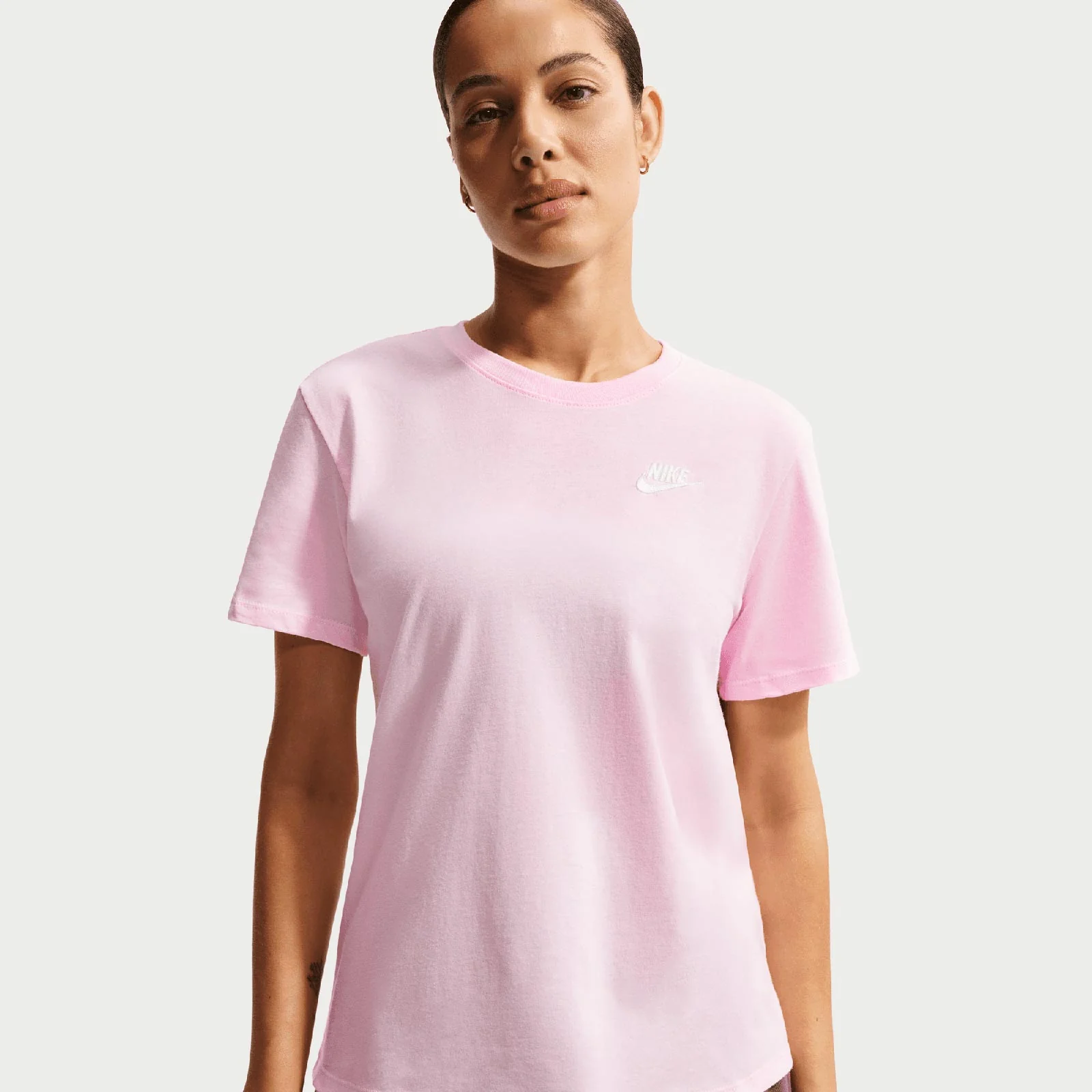 Nike Sportswear Club Essentials Womens T-Shirt - Image 3