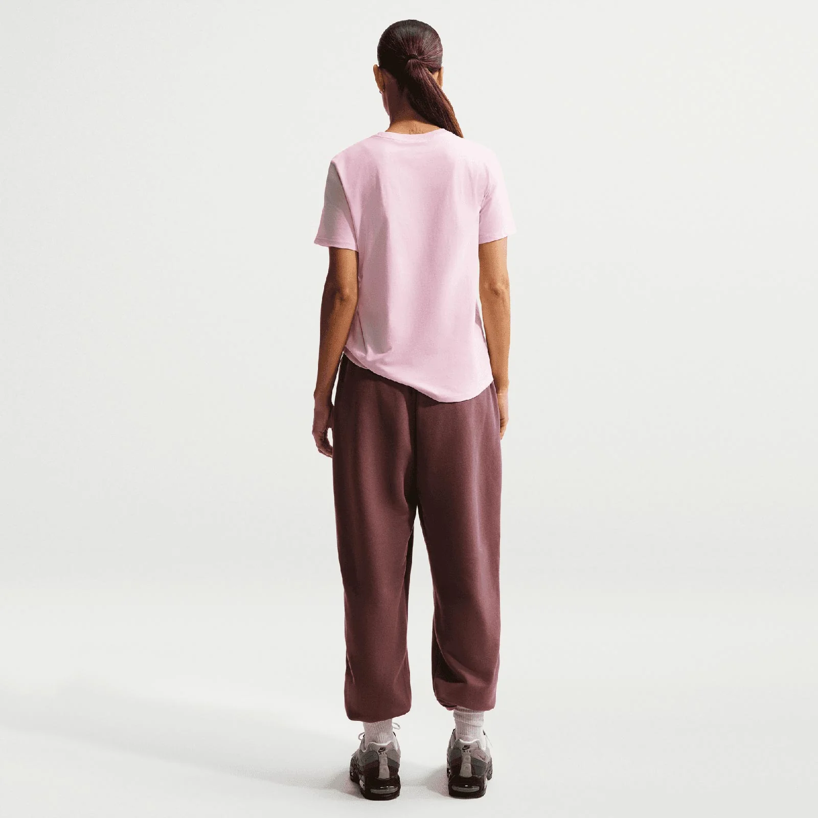 Nike Sportswear Club Essentials Womens T-Shirt - Image 7