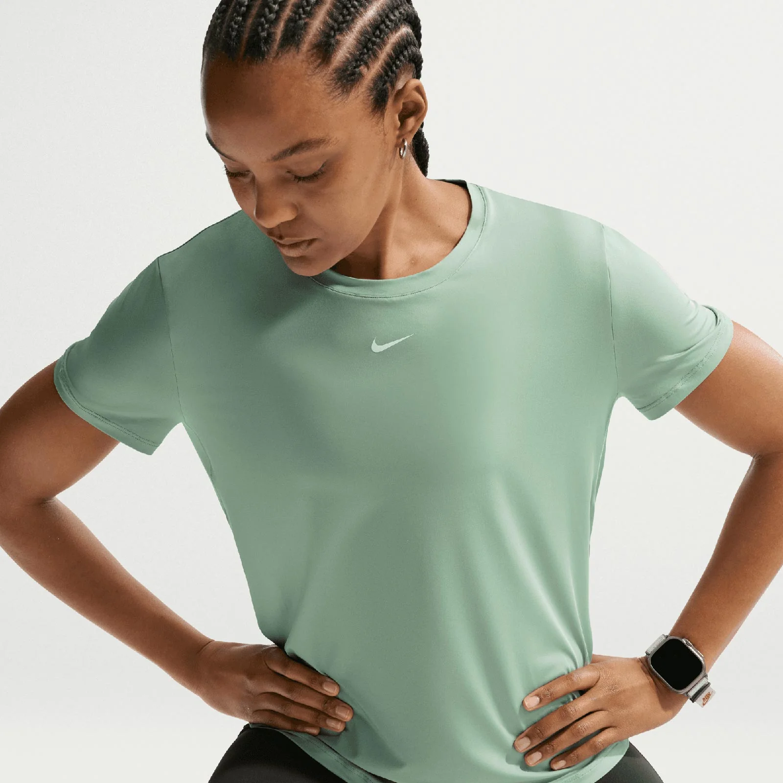 Nike One Classic Womens Dri-FIT Short-Sleeve Top - Image 3