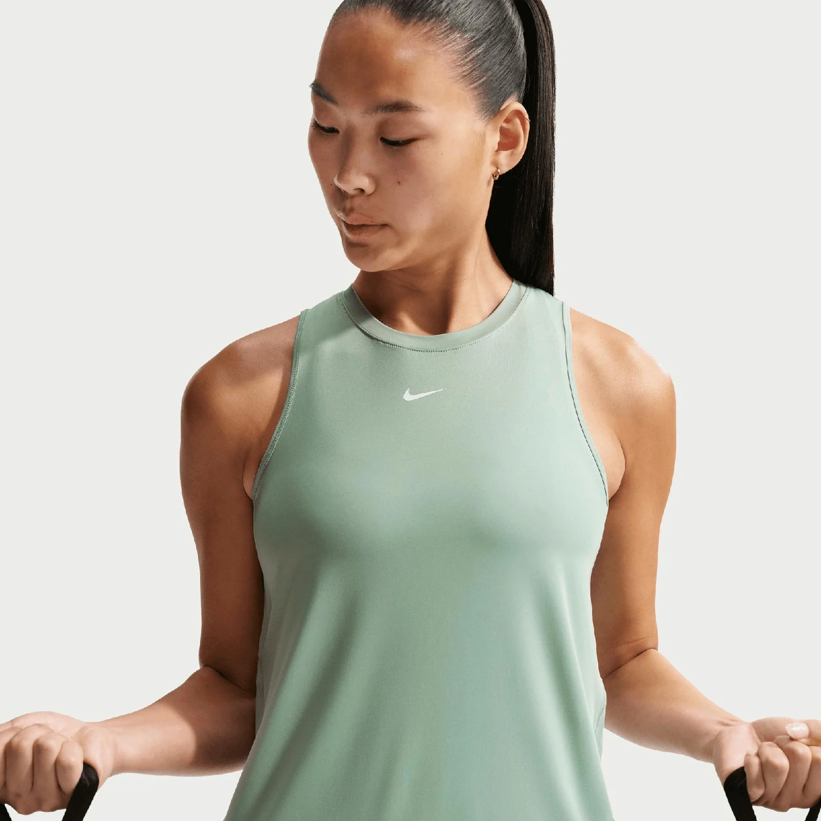 Nike One Classic Womens Dri-FIT Tank Top - Image 3