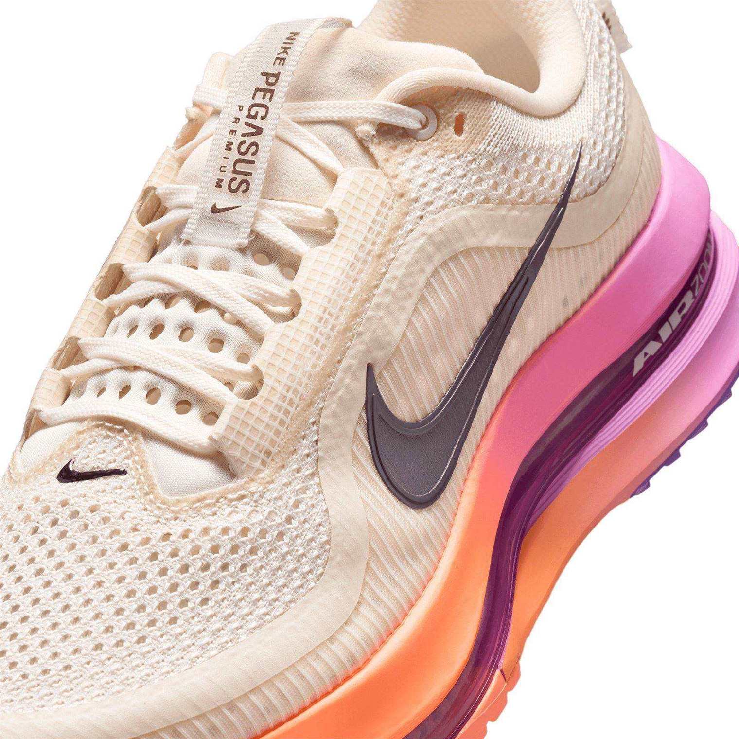 Nike Pegasus Premium Womens Road Running Shoes - Image 5