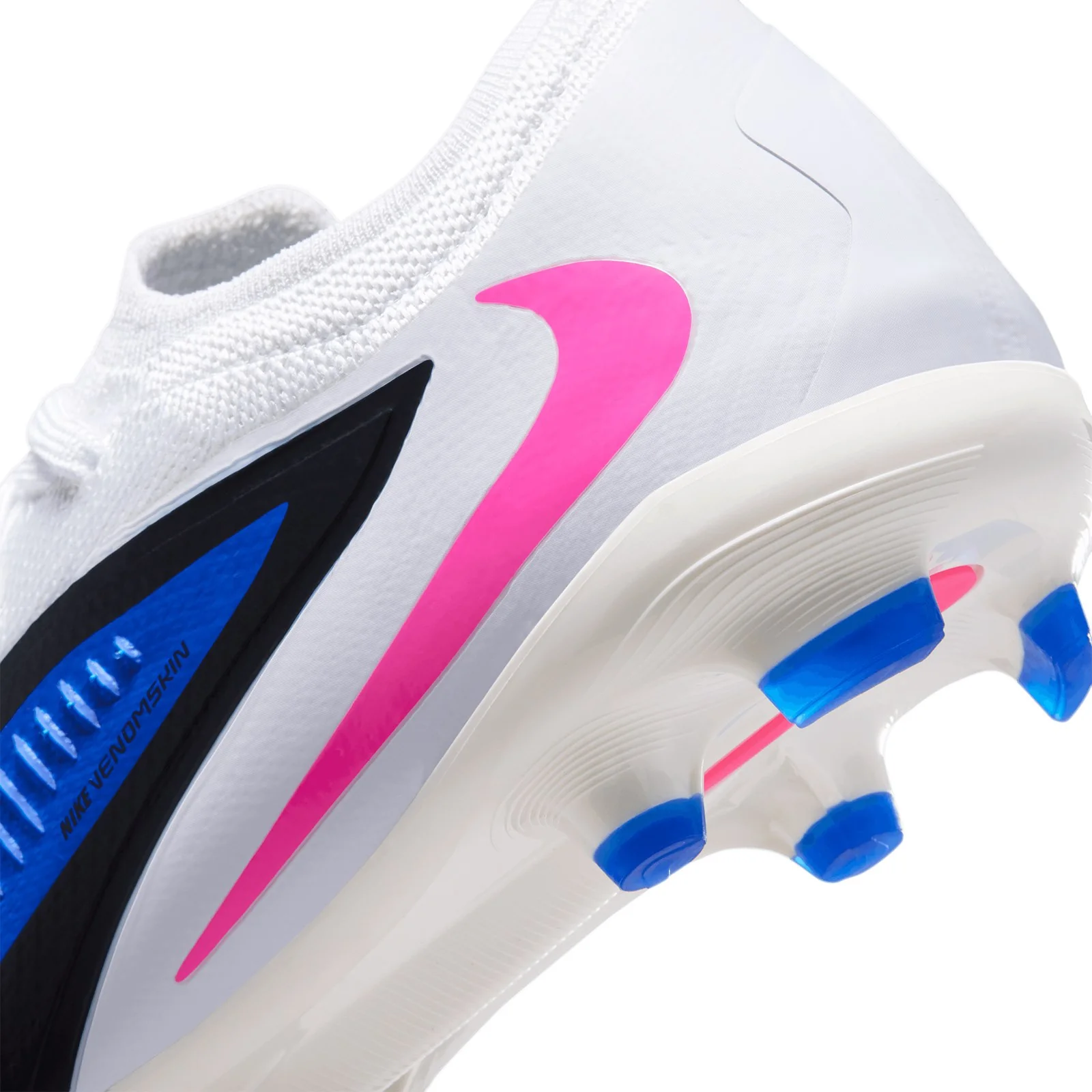 Nike Jr. Phantom 6 Low Pro Kids Multi-Ground Football Boots - Image 6