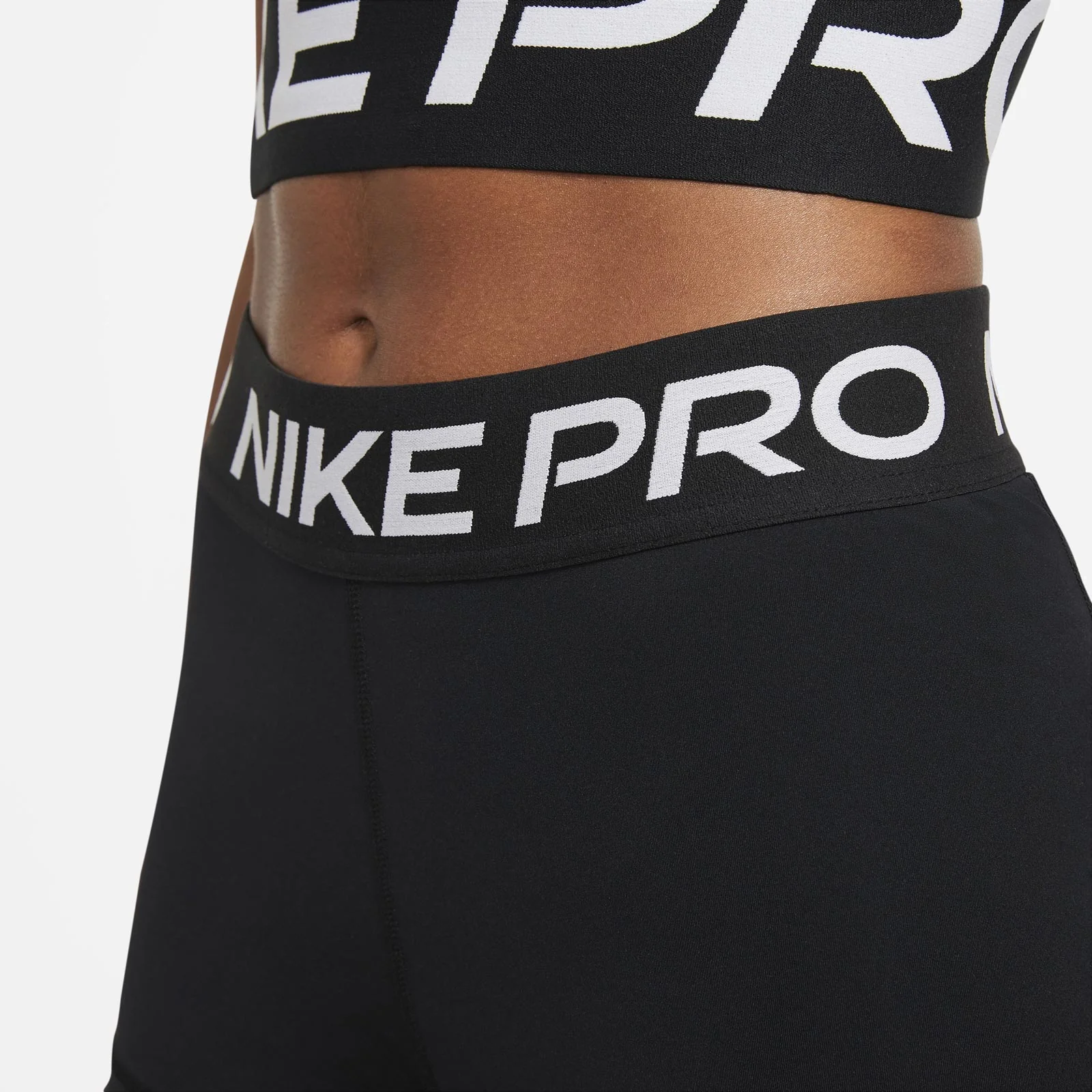 Nike Pro 365 Womens 3" Shorts - Image 3