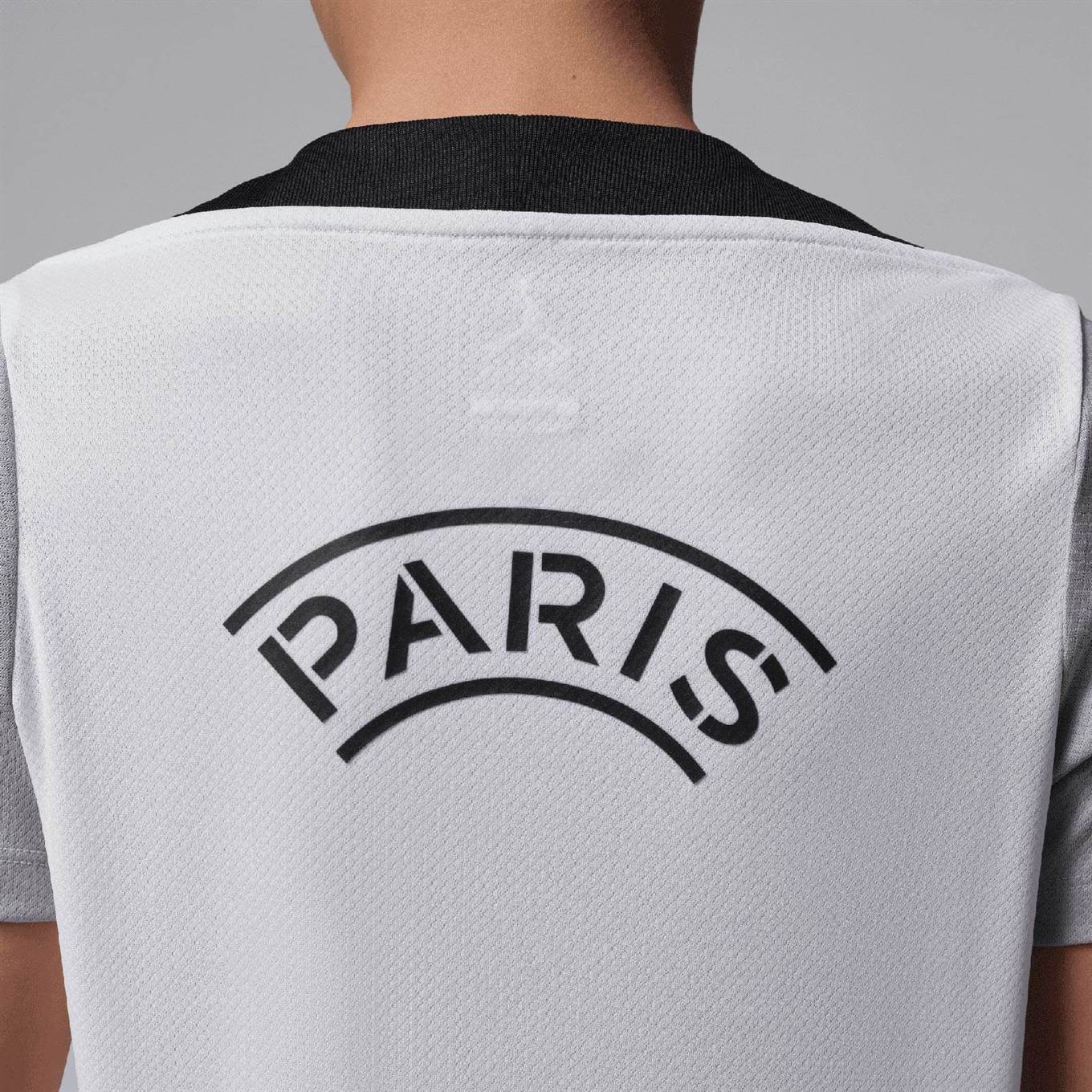 Nike Jordan Paris Saint-Germain Strike Night Edition Kids Dri-FIT Soccer Short-Sleeve Knit Top - Image 5