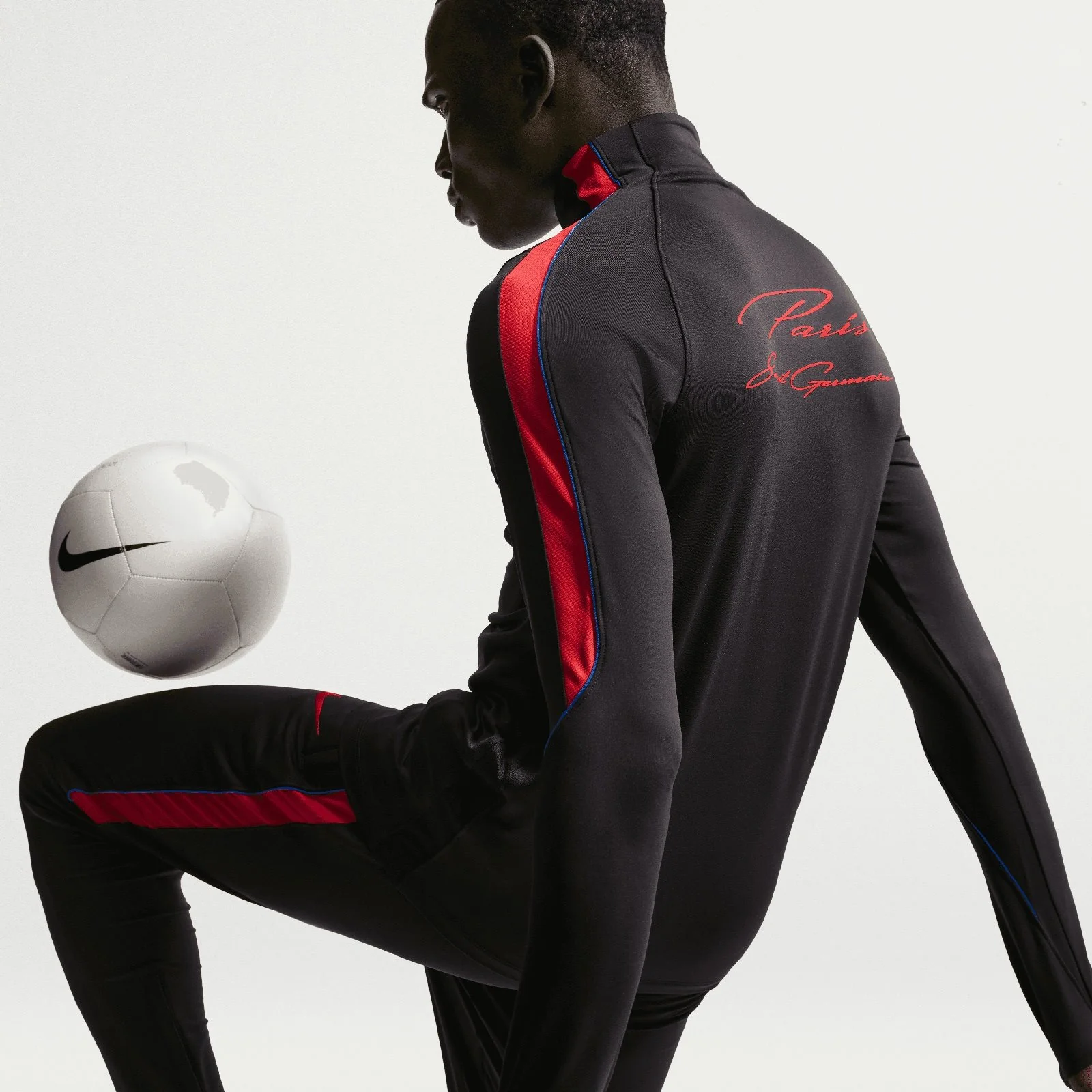 Nike Paris Saint-Germain 2026 Strike Mens Dri-FIT Soccer Knit Drill Top - Image 5