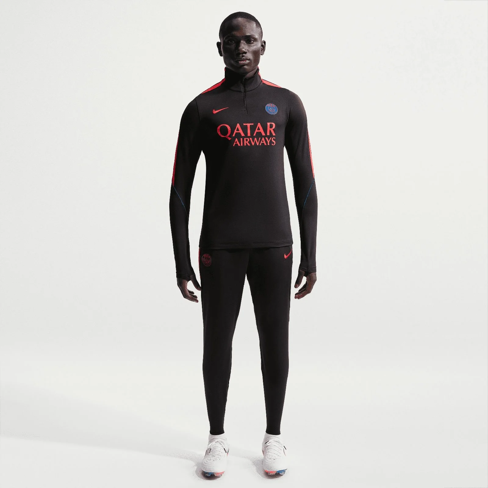 Nike Paris Saint-Germain 2026 Strike Mens Dri-FIT Soccer Knit Drill Top - Image 6
