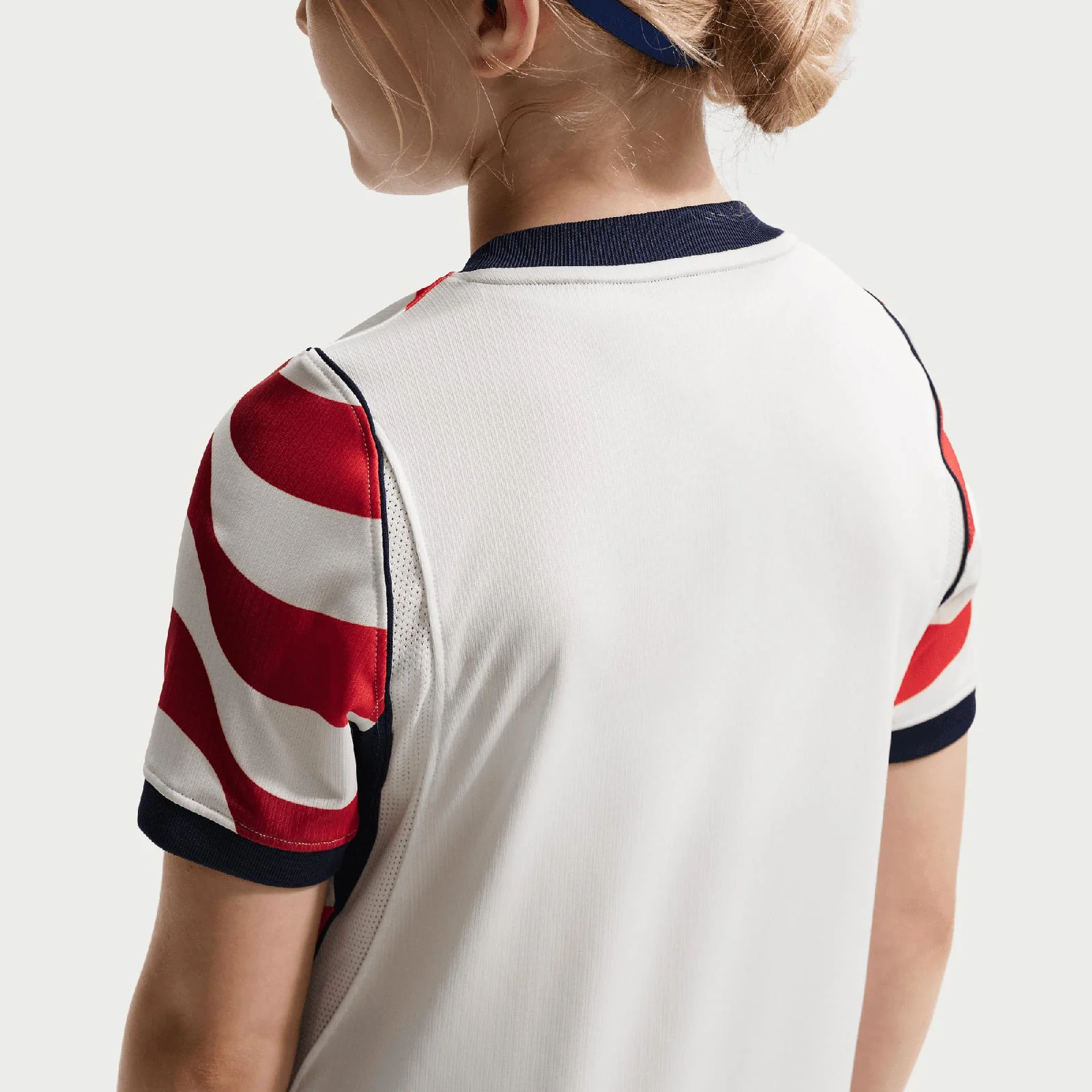 Nike USA 2026 World Cup Home Kids Dri-FIT Soccer Replica Jersey - Image 4