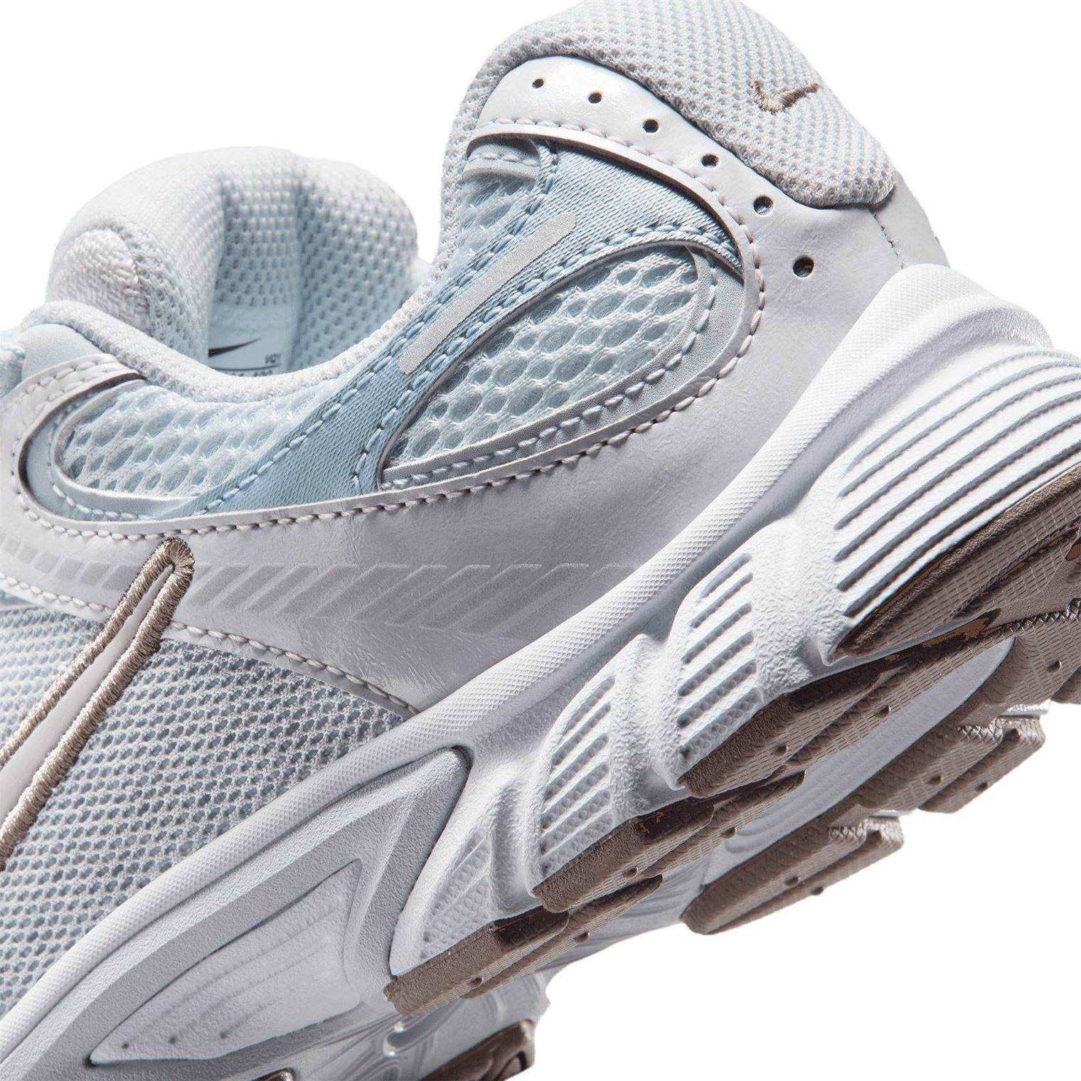 Nike V5 RNR Kids Shoes - Image 6