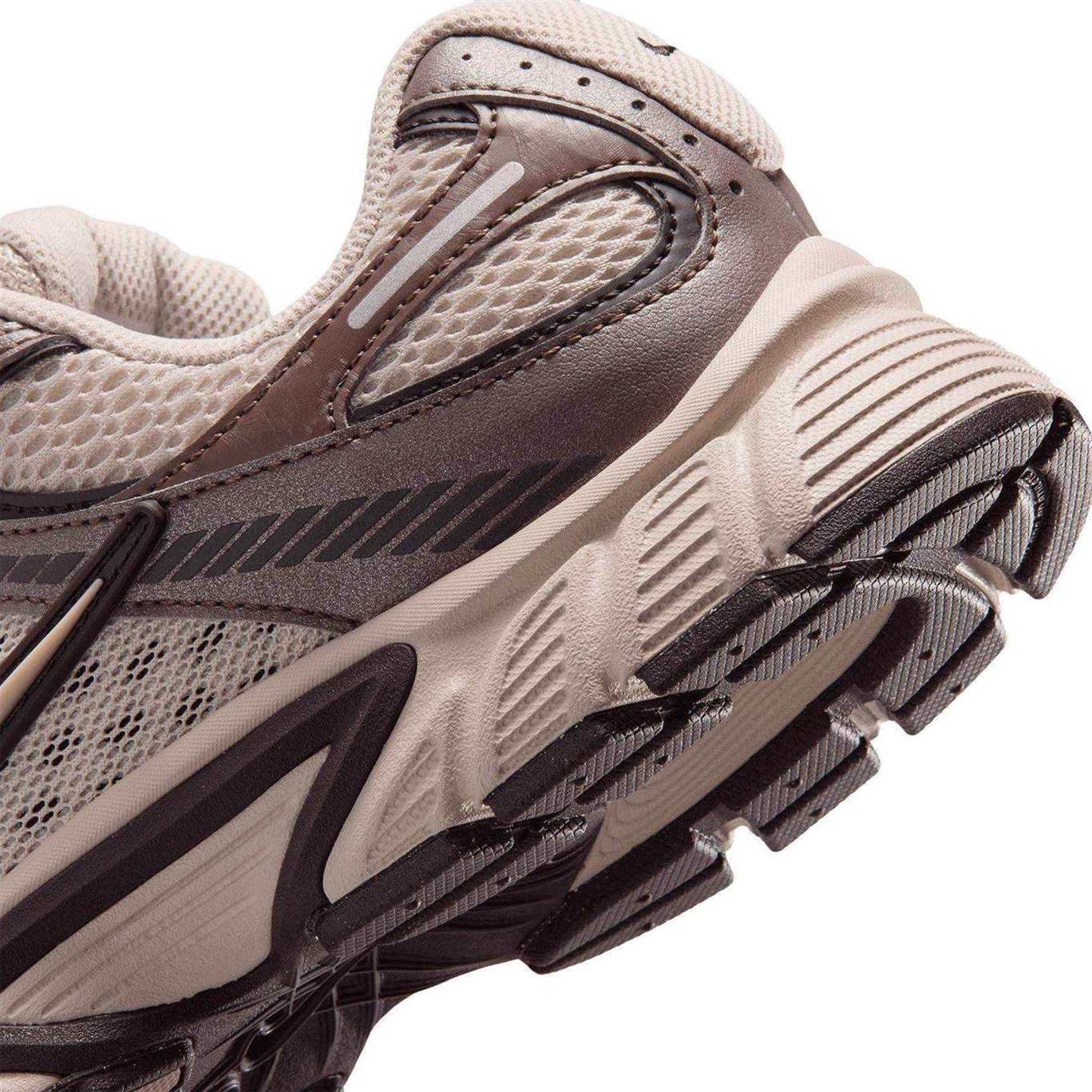 Nike V5 RNR SE Womens Shoes - Image 6