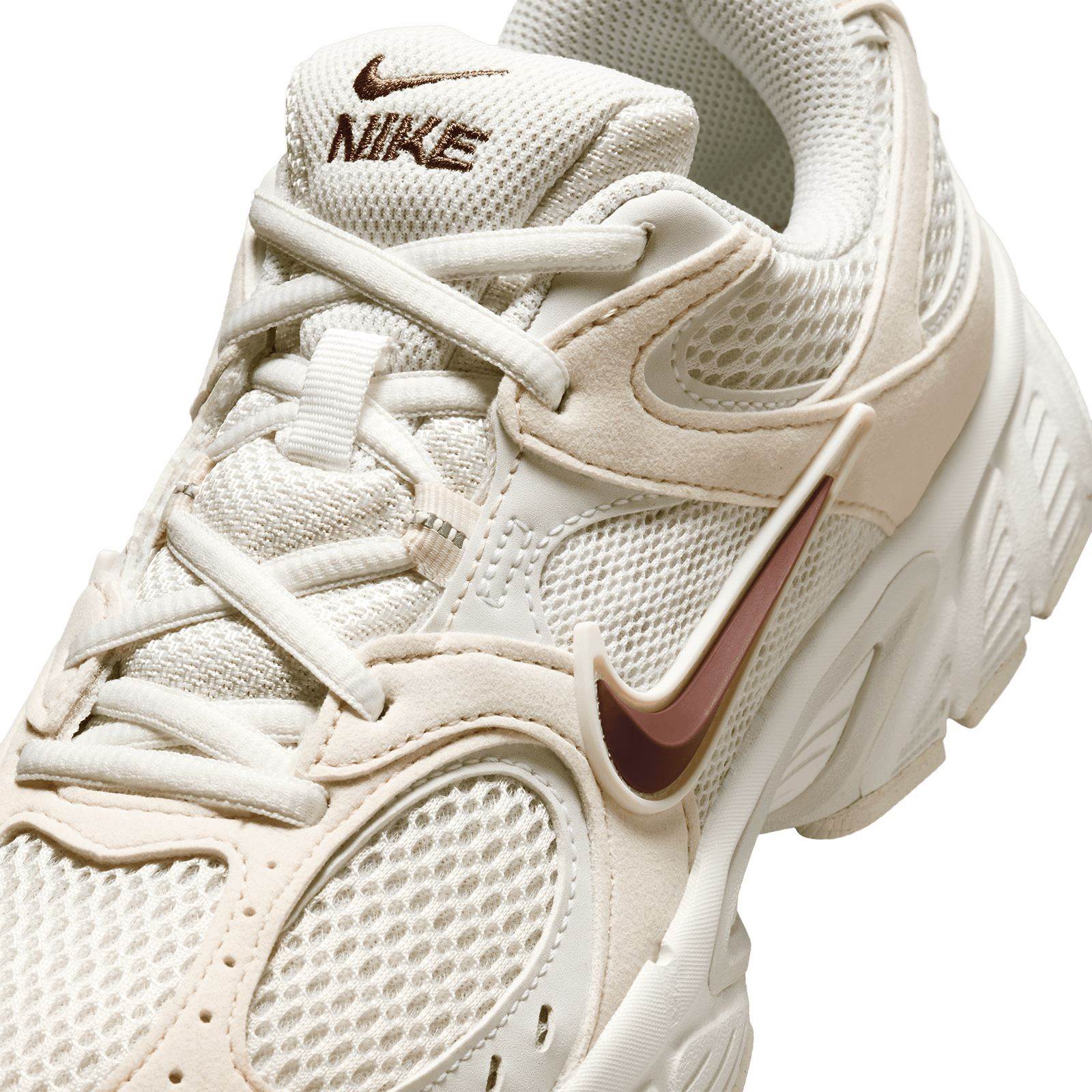 Nike V5 RNR SE Womens Shoes - Image 5