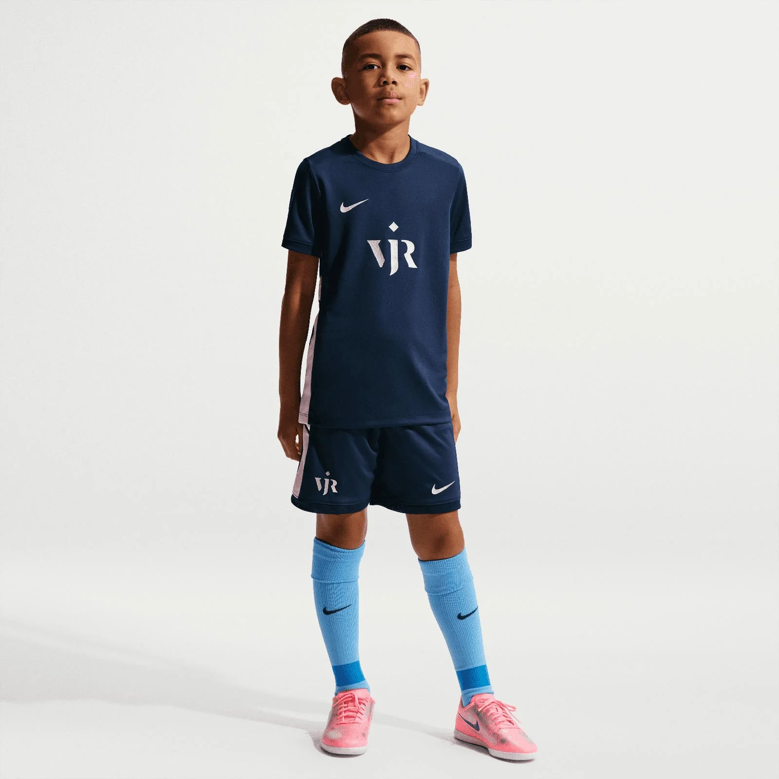 Nike Vini Jr. Academy Kids Dri-FIT Short-Sleeve Soccer Top - Image 7