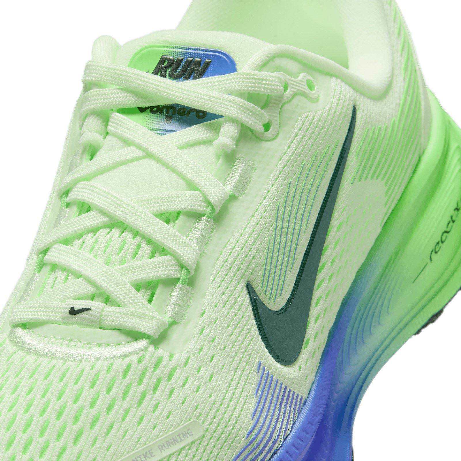 Nike Vomero 18 Kids Road Running Shoes - Image 5