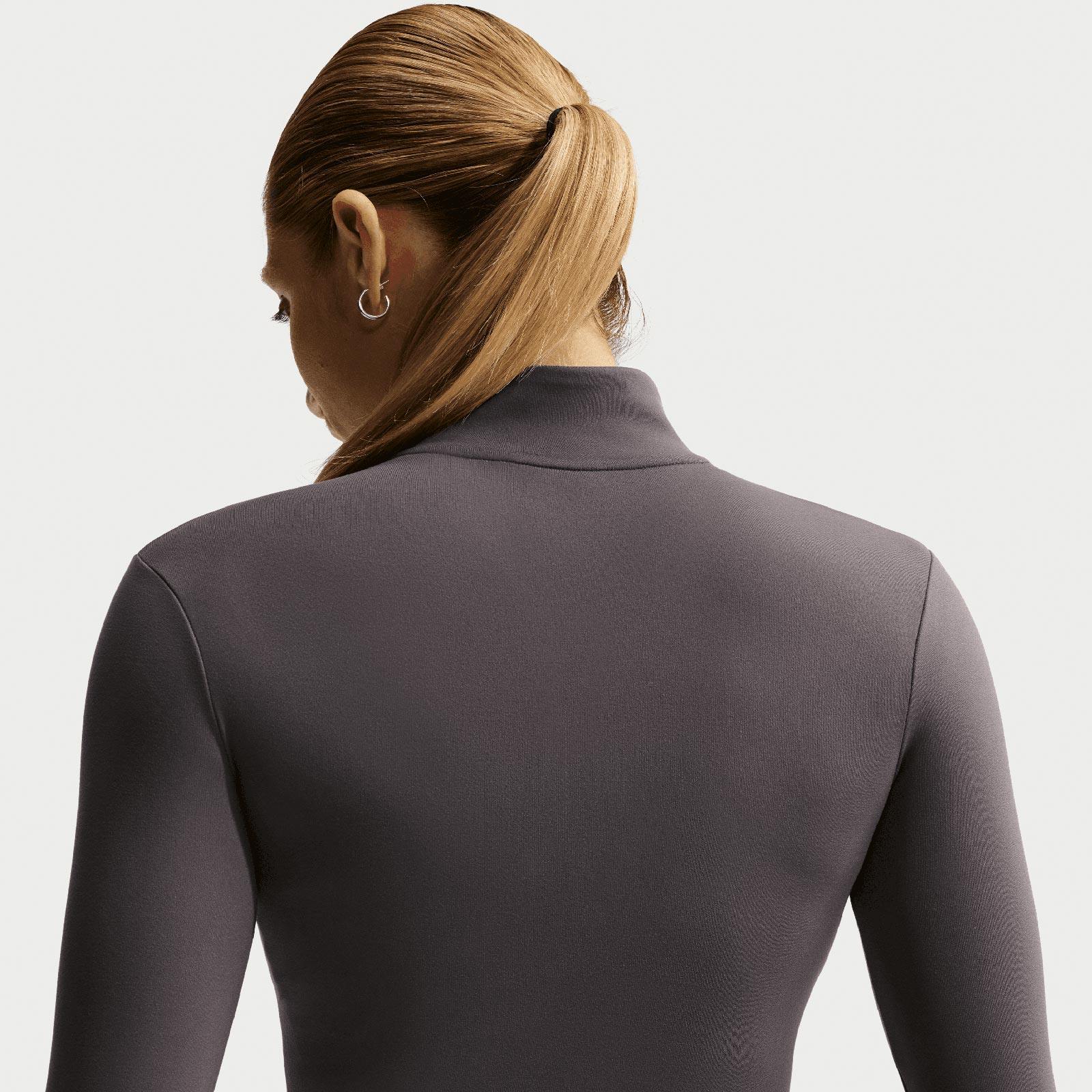 Nike One Fitted Womens Dri-FIT Full-Zip Jacket - Image 4