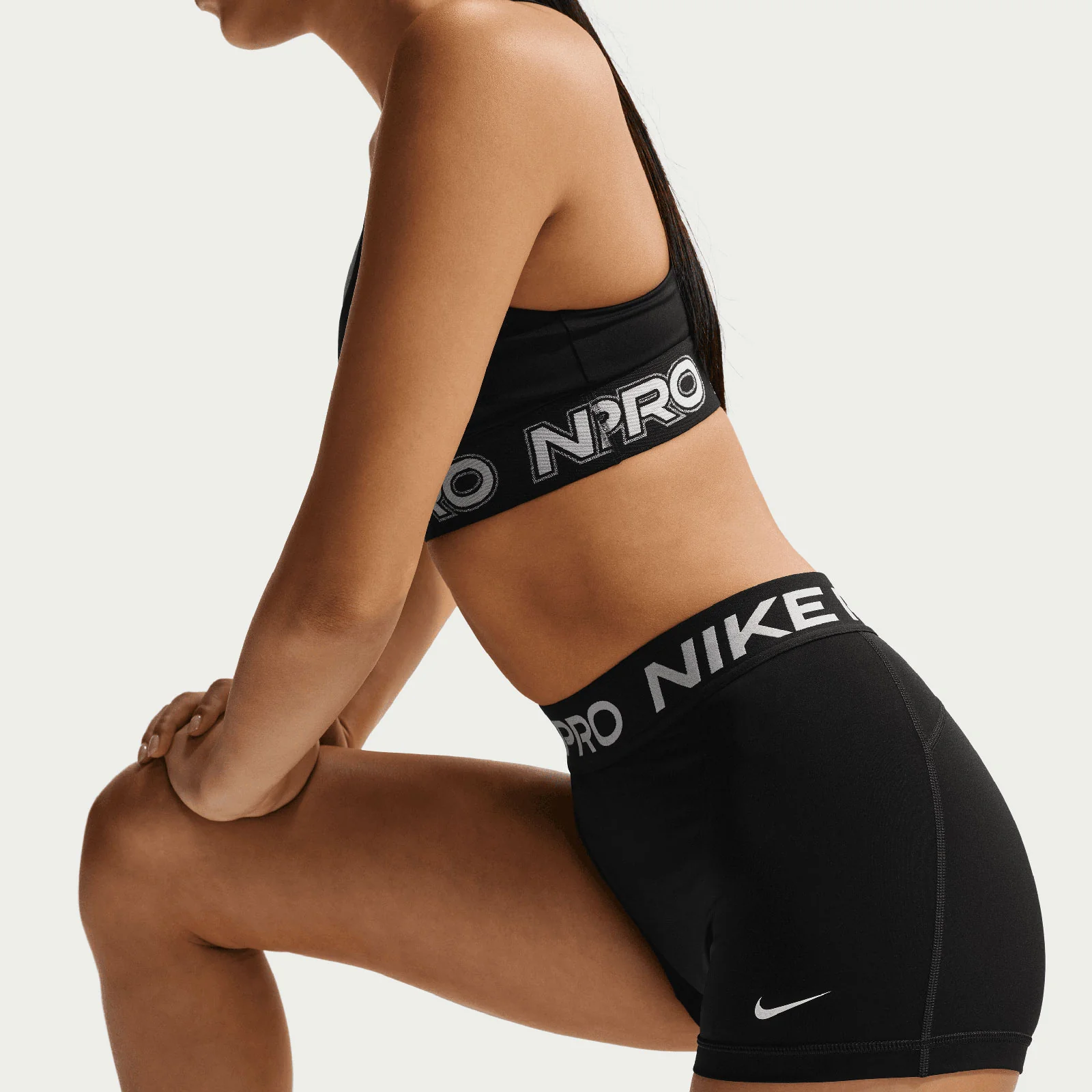 Nike W NP DF 365 MR 3IN SHORT USM Black - Image 4