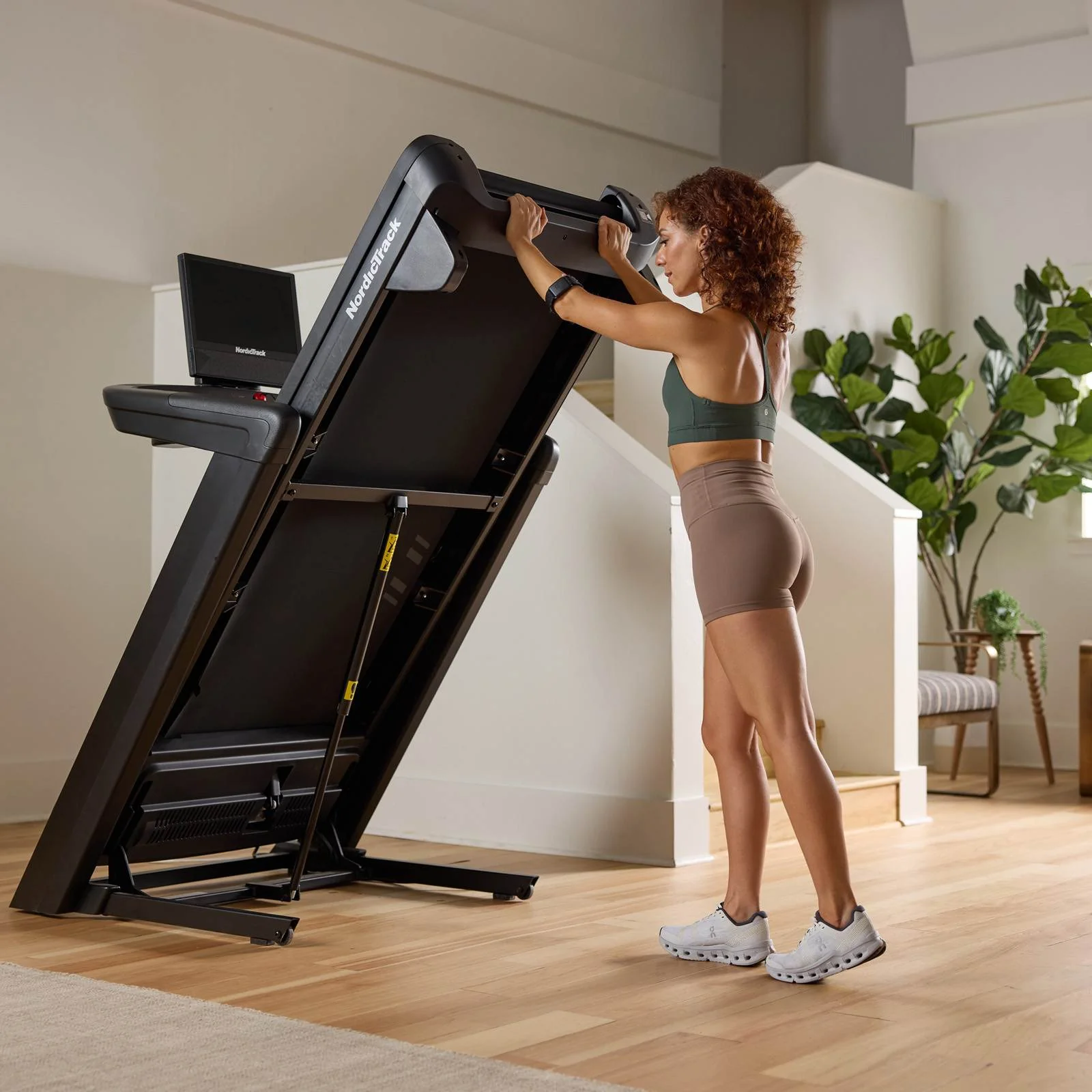 NordicTrack Commercial 1750 Foldable Treadmill - Image 10