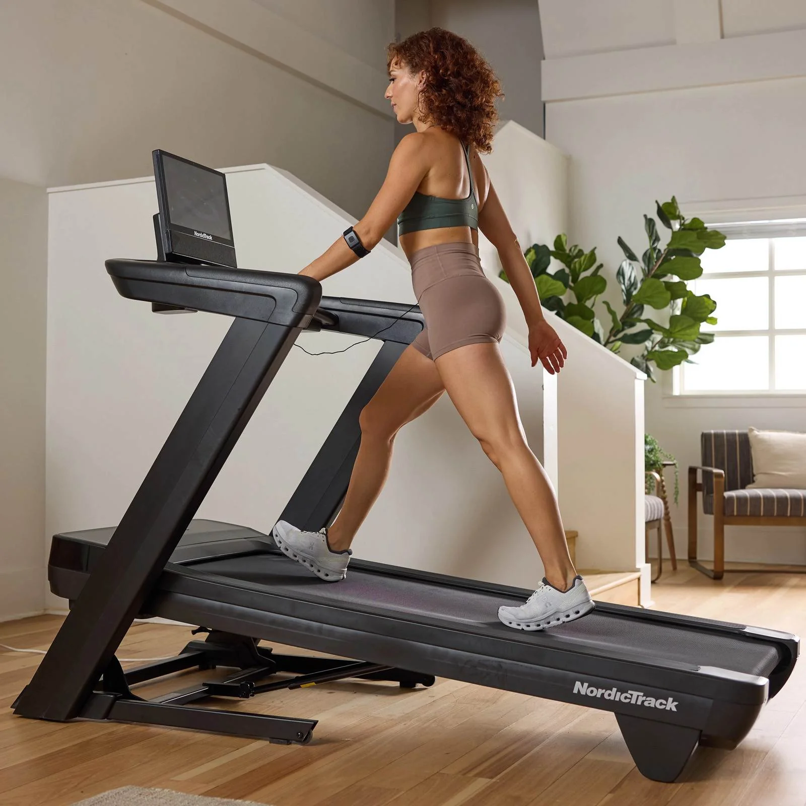 NordicTrack Commercial 1750 Foldable Treadmill - Image 6