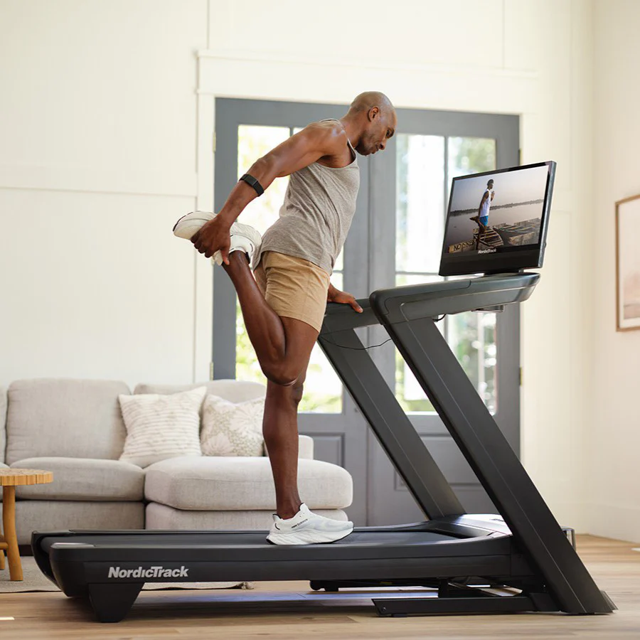 Nordic Track C2450 Foldable Treadmill - Image 9