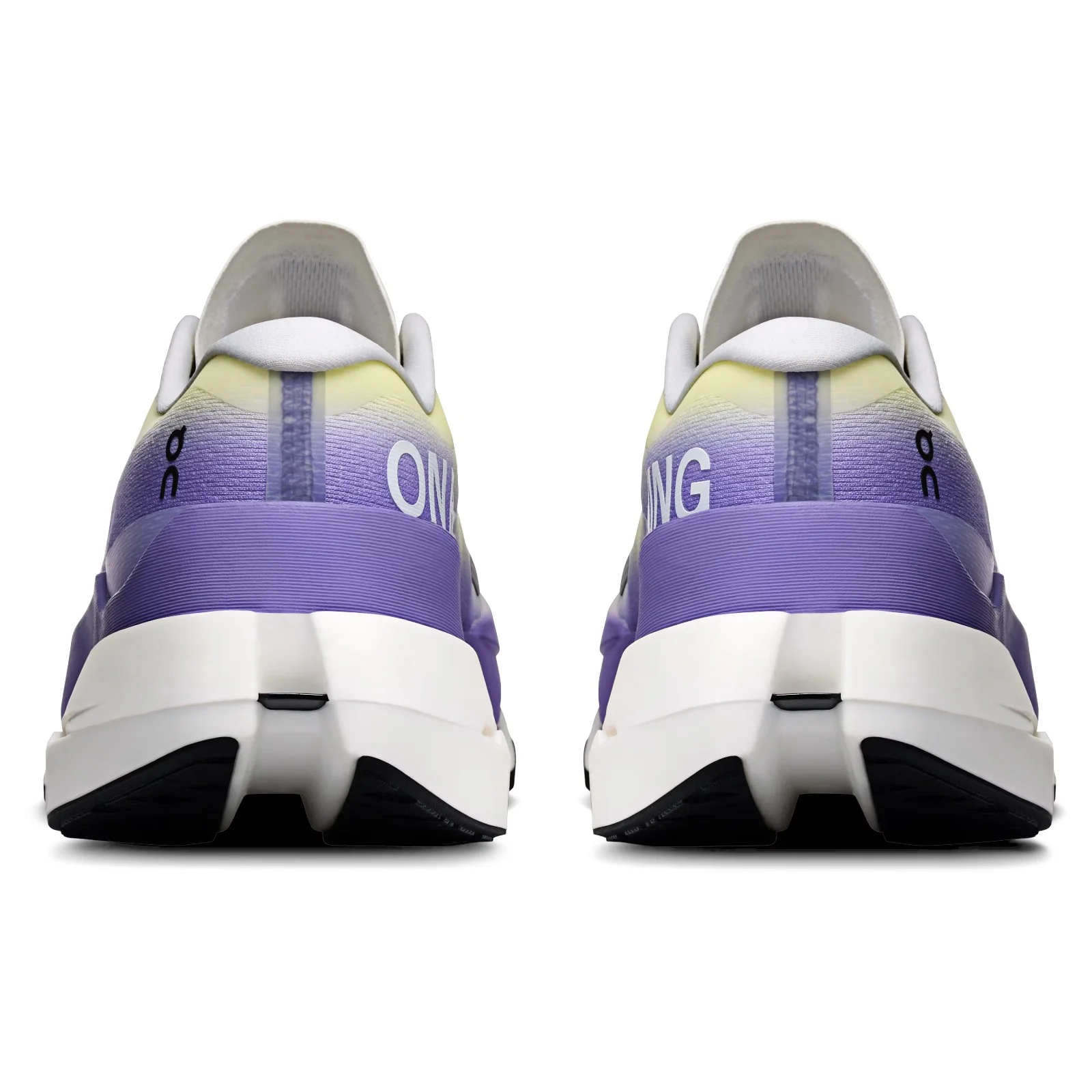 ON Cloudboom Max Lightweight Womens Road Running Shoes - Image 5