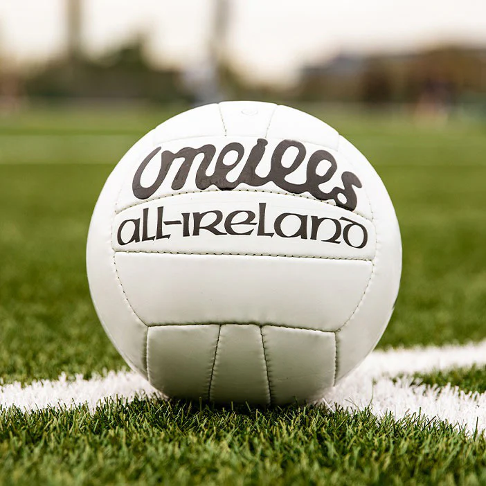 O'Neills All Ireland Gaelic Football Size 4 - 10 Pack - Image 4