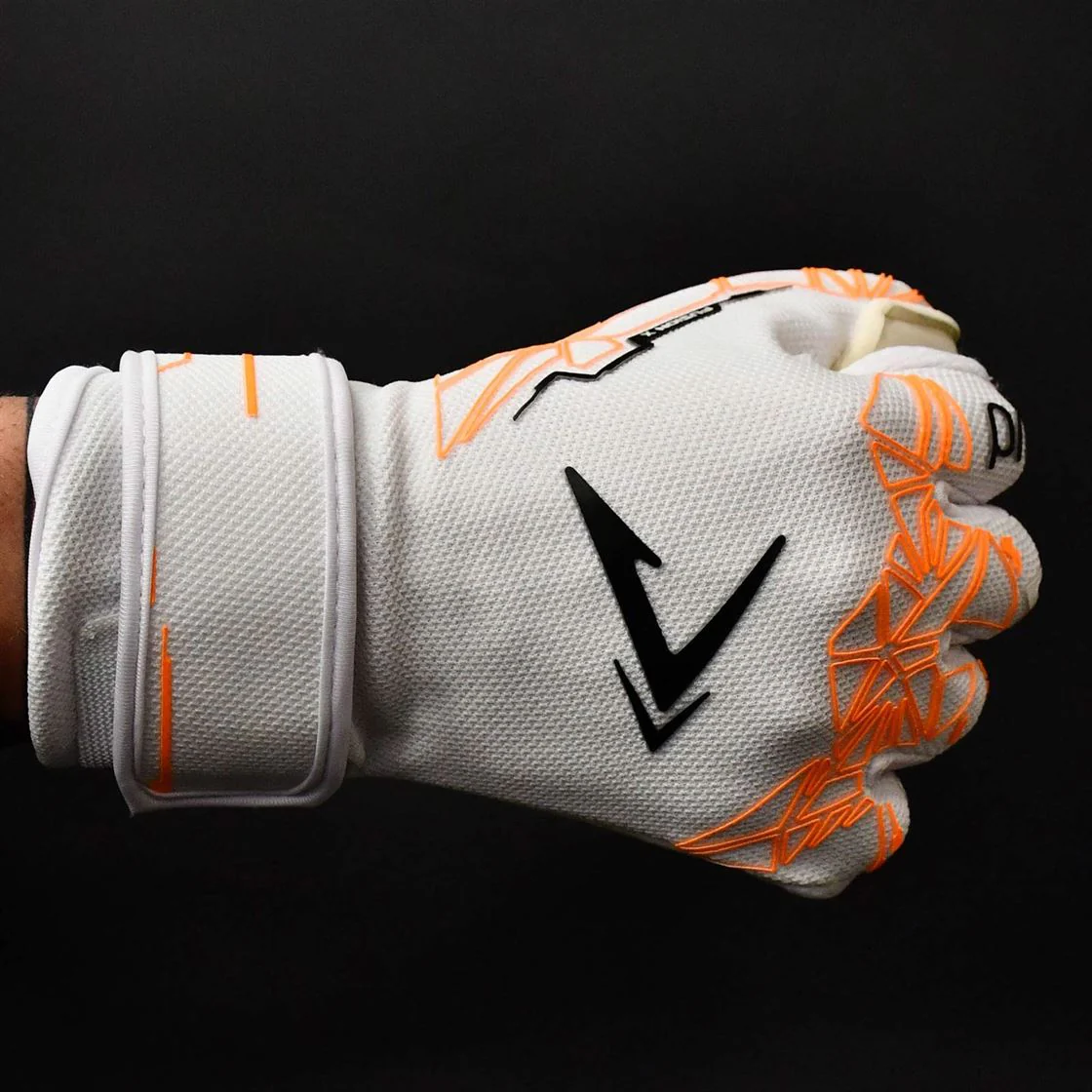 Precision Junior Fusion X Pro Lite Giga Goalkeeper Gloves - Image 6