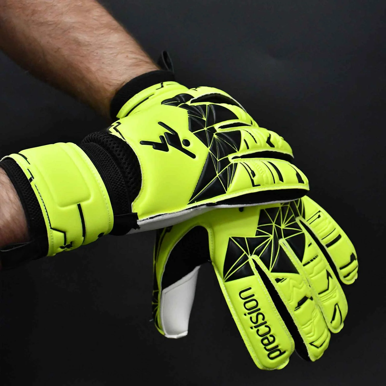 Precision Junior Fusion X Flat Cut Essential Goalkeeper Gloves - Image 2